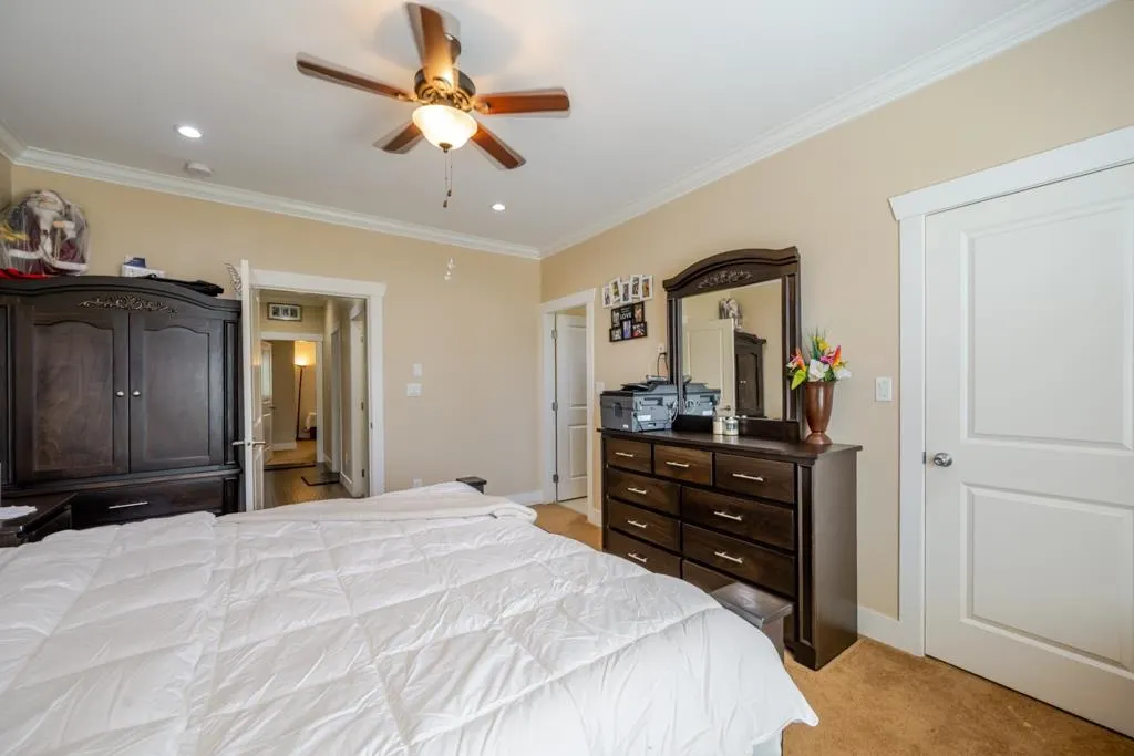 3423 Hazelwood Place