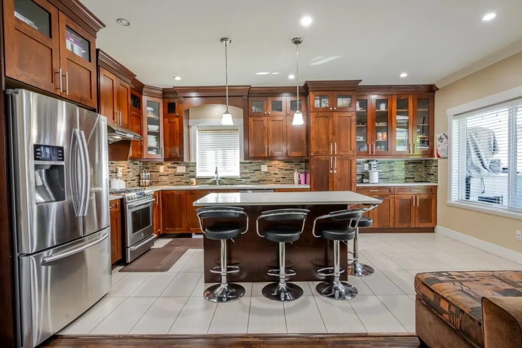3423 Hazelwood Place