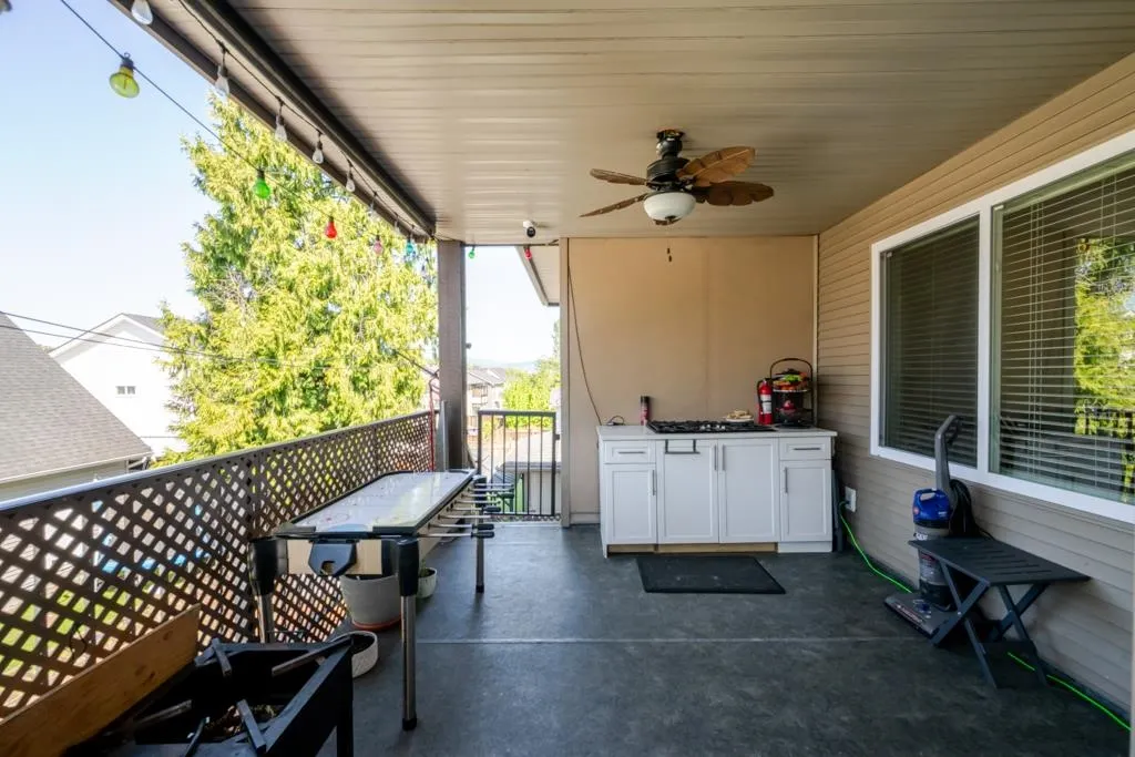 3423 Hazelwood Place