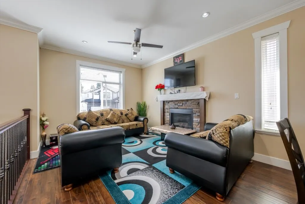 3423 Hazelwood Place