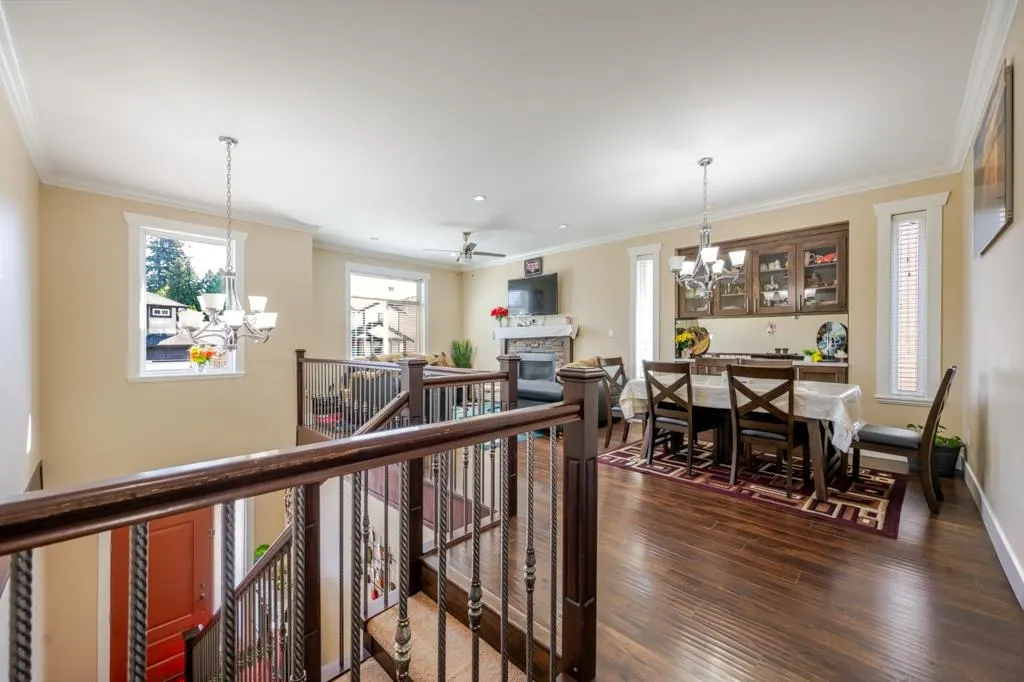 3423 Hazelwood Place