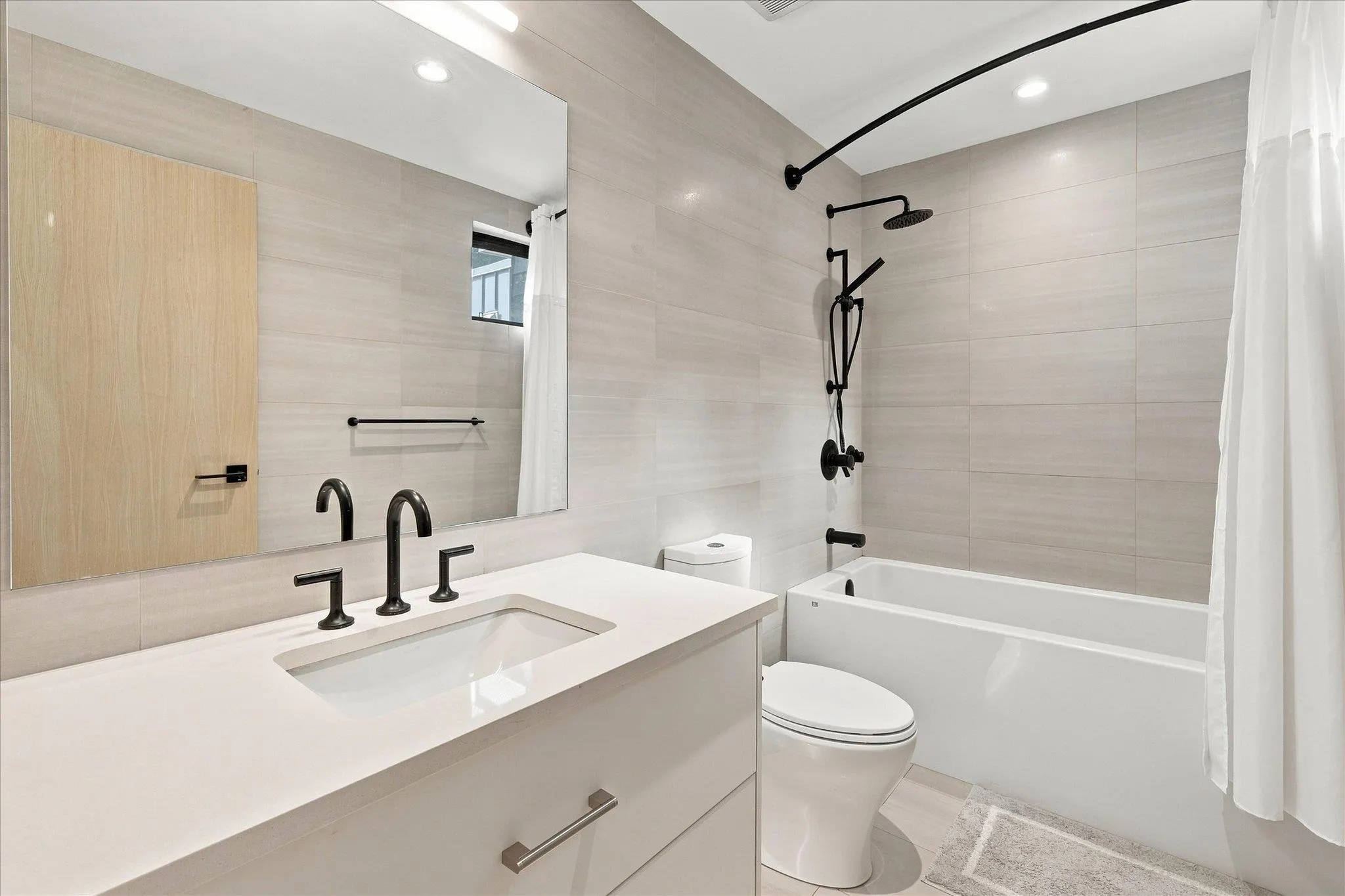 1350 Cloudburst Drive #21