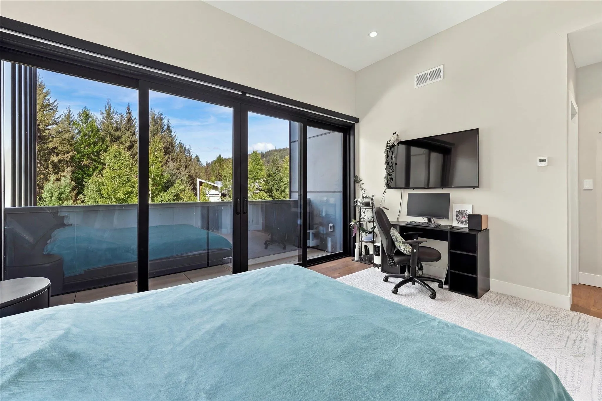 1350 Cloudburst Drive #21