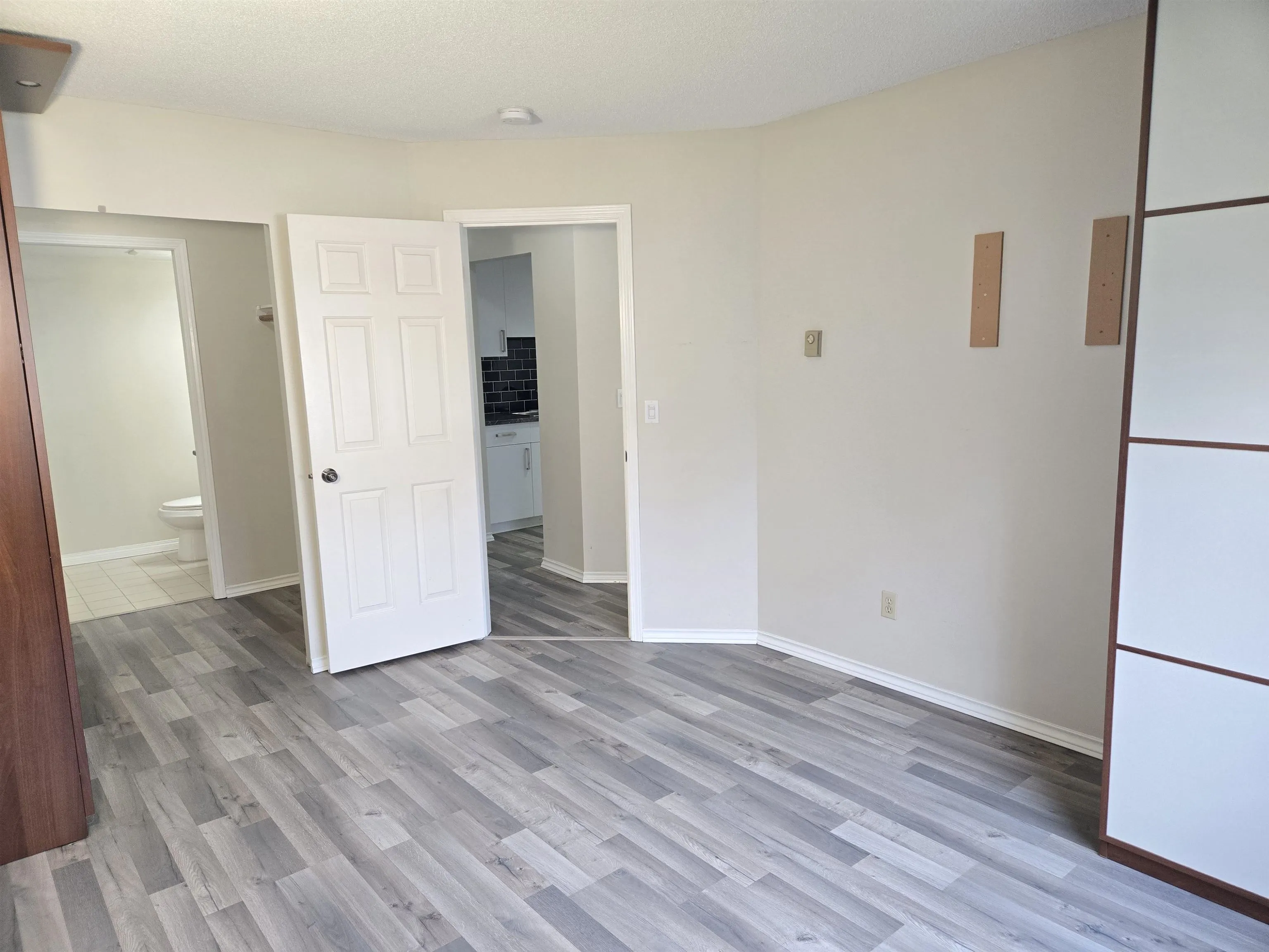 5250 Victory Street #109