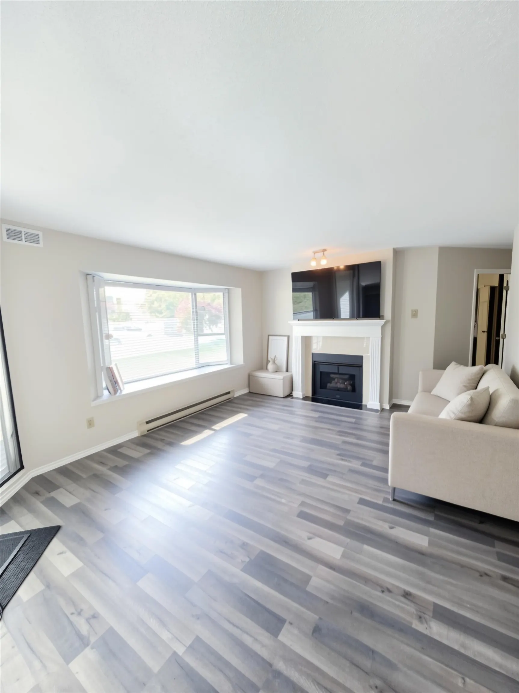 5250 Victory Street #109
