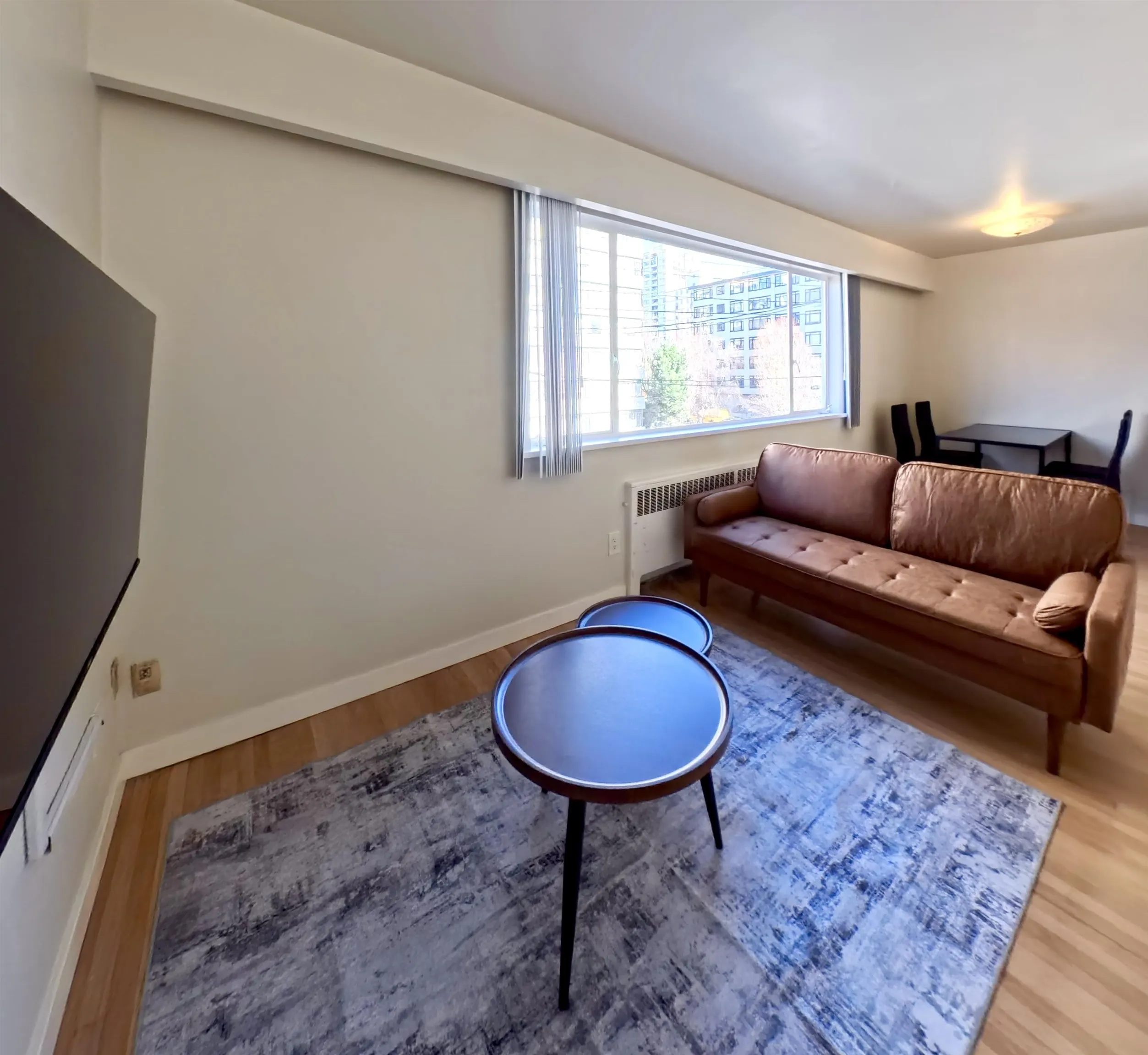 1925 Nelsonstreet #209