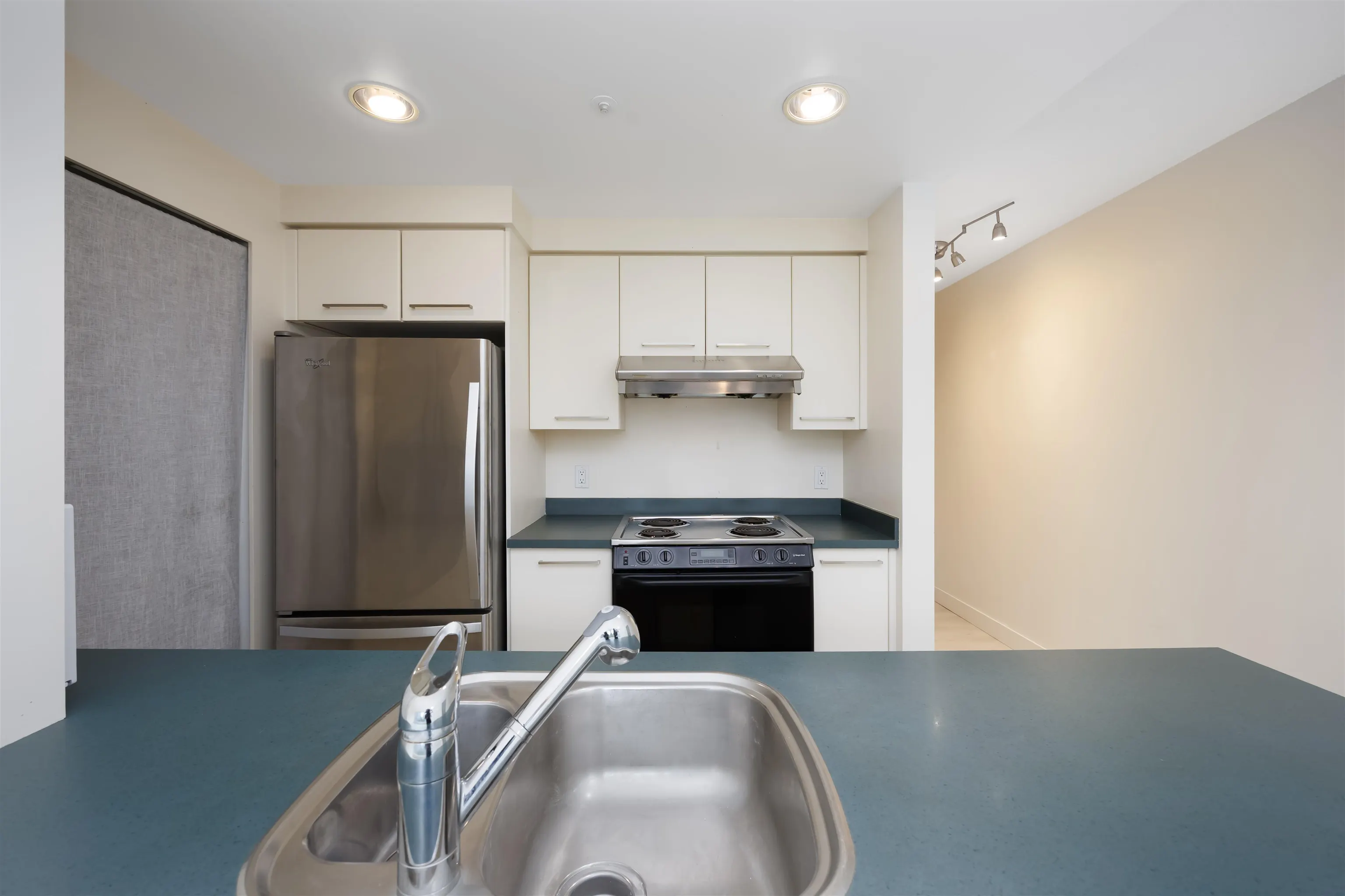 1008 Cambie Street #902