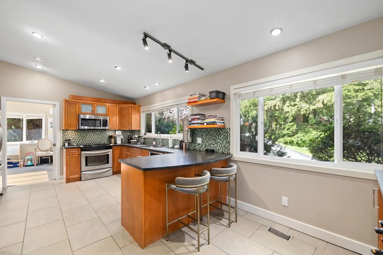 326 Moyne Drive