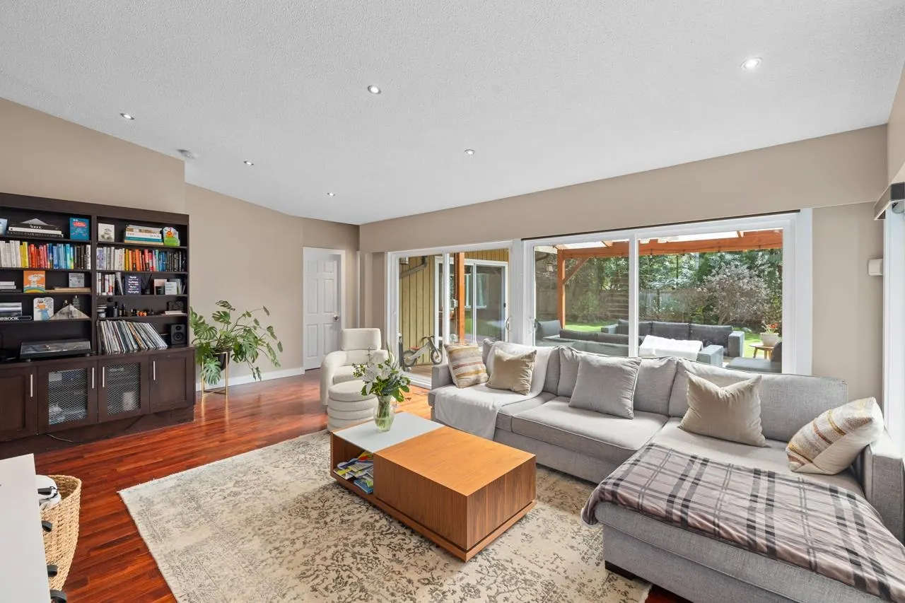 326 Moyne Drive