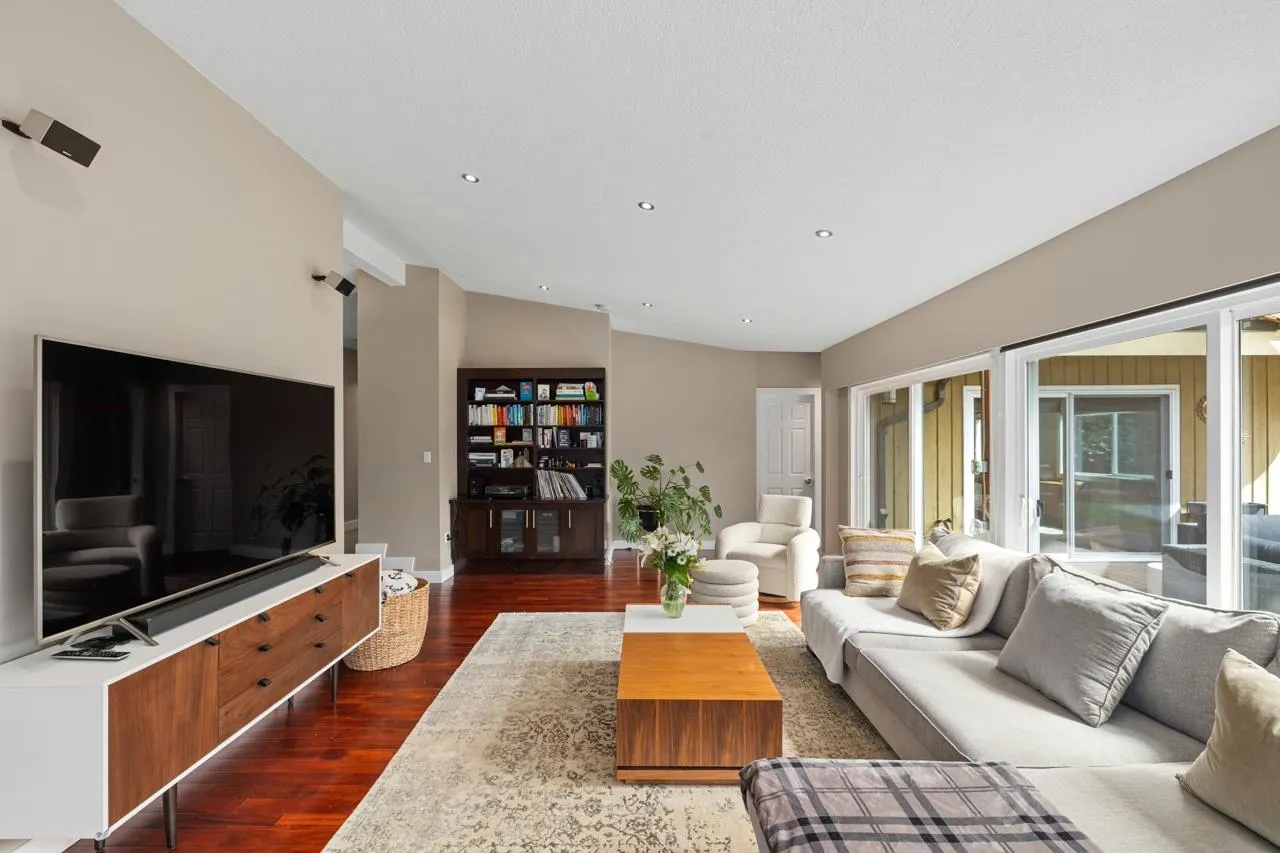 326 Moyne Drive