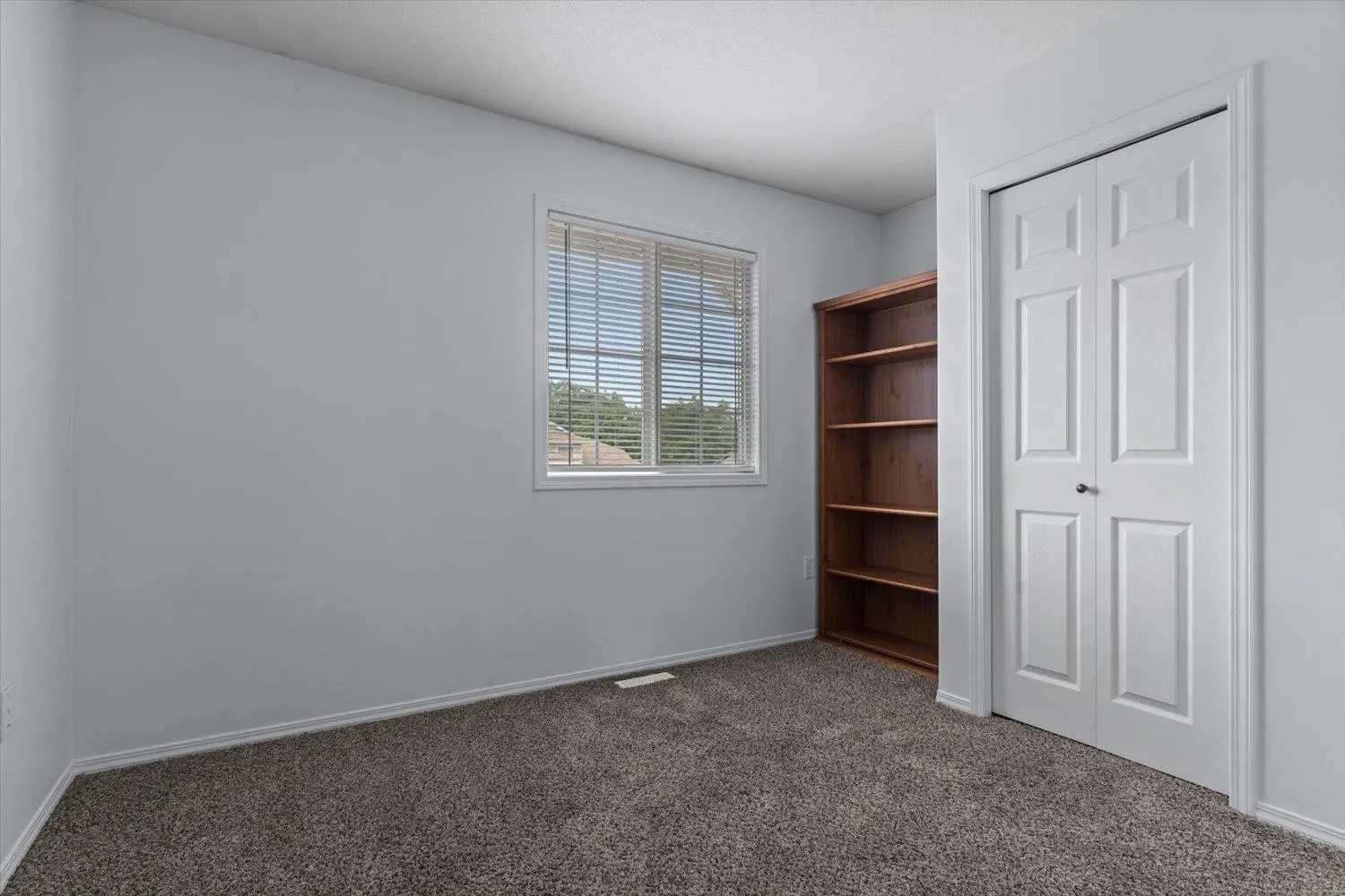 45470 Spruce Drive