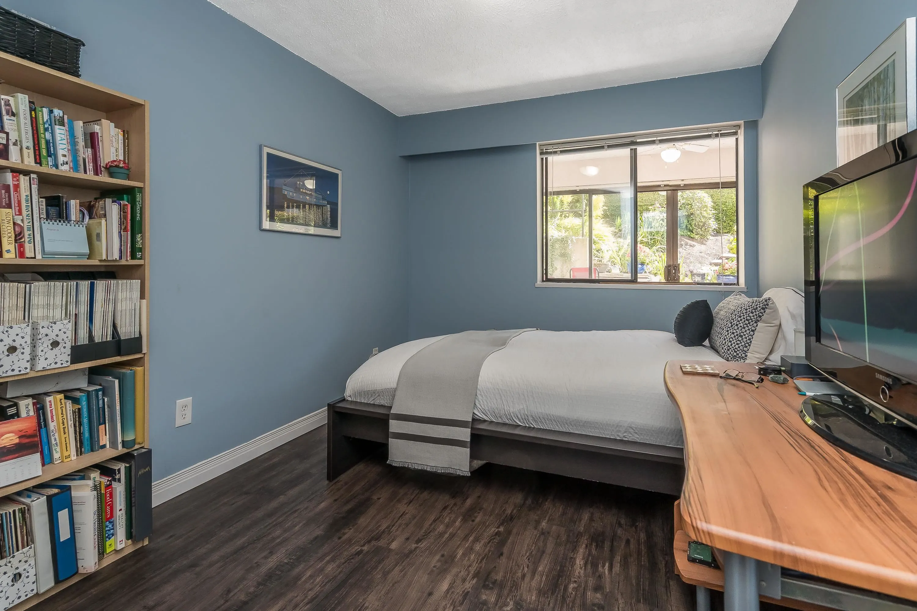 1368 Foster Street #102