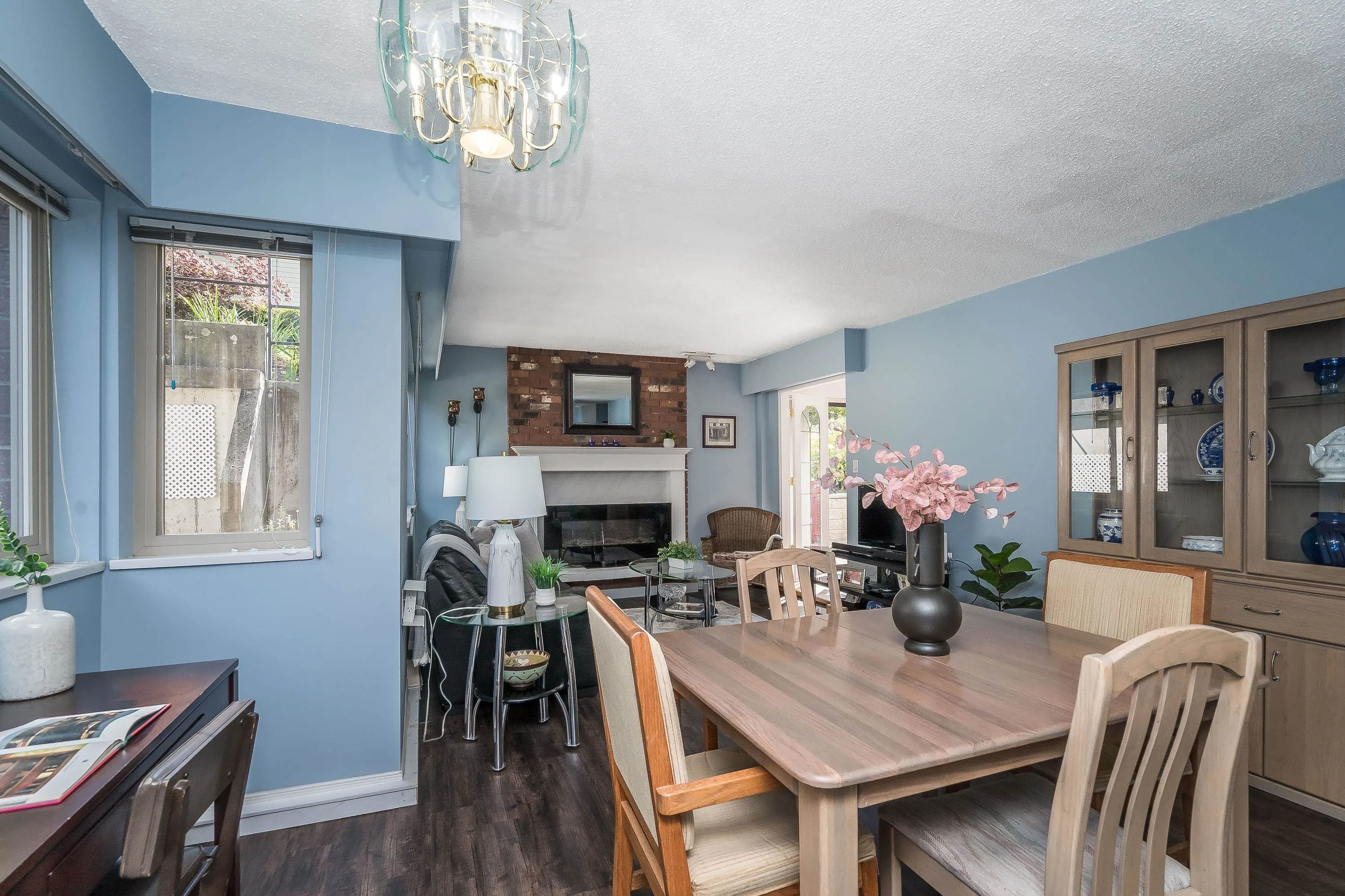 1368 Foster Street #102