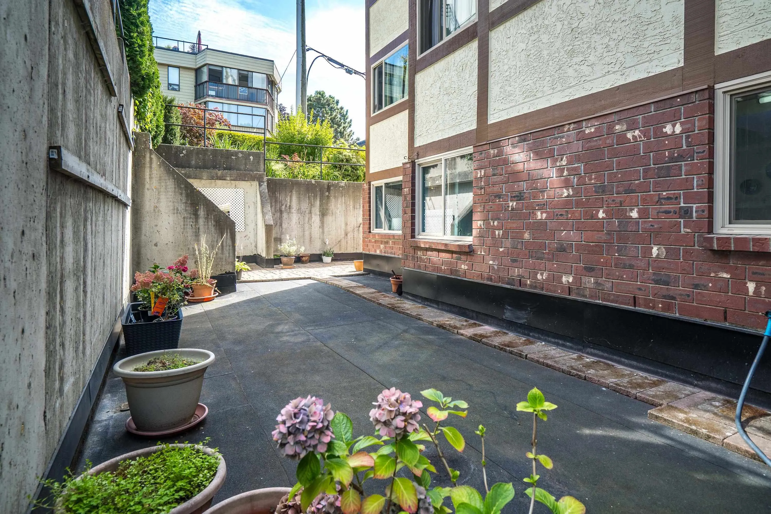 1368 Foster Street #102