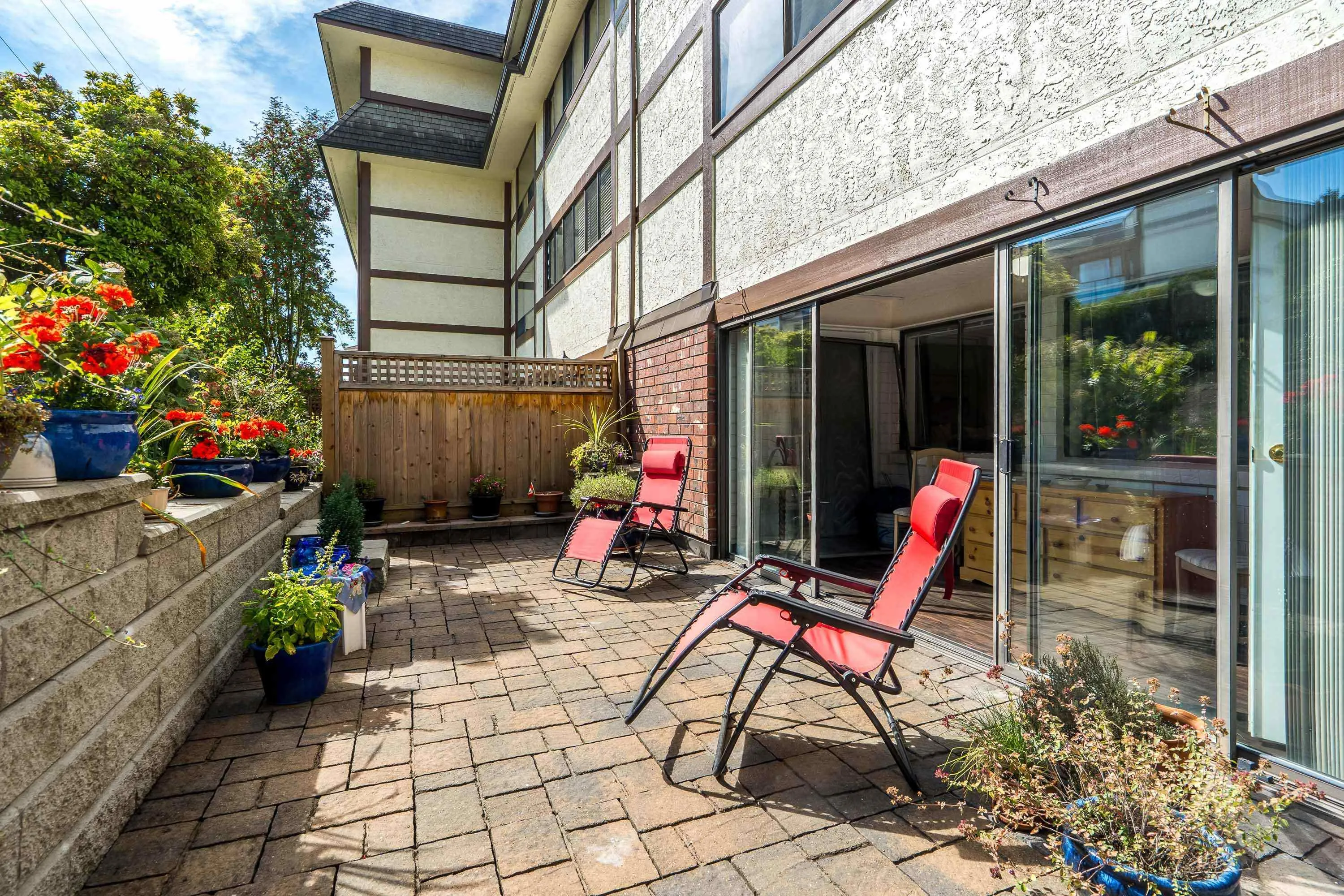 1368 Foster Street #102