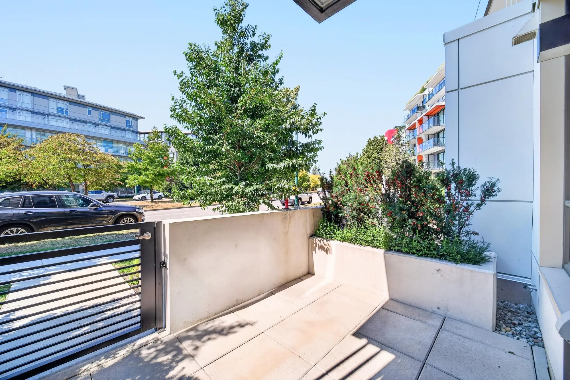 5212 Cambie Street #116