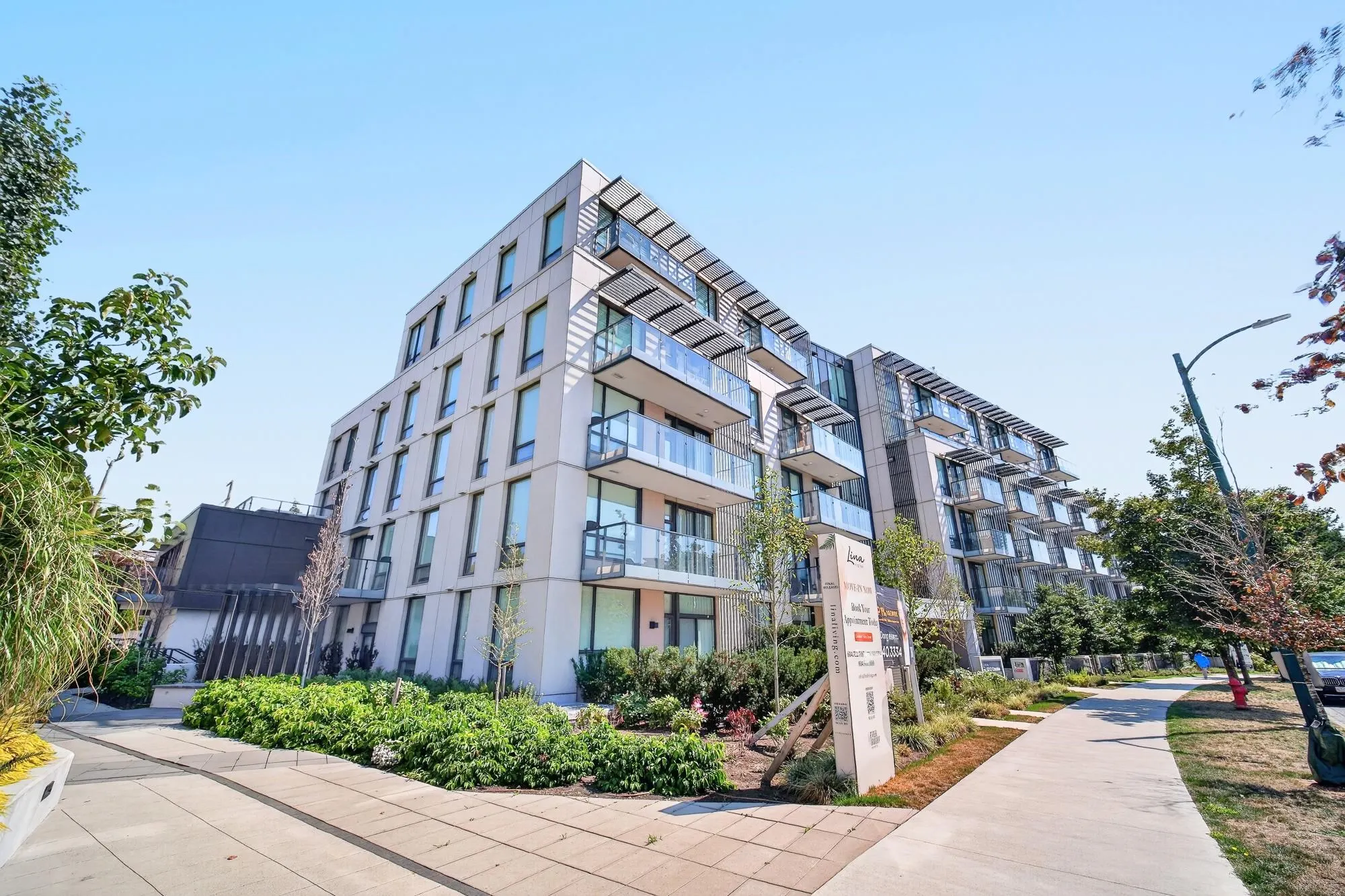 5212 Cambie Street #116