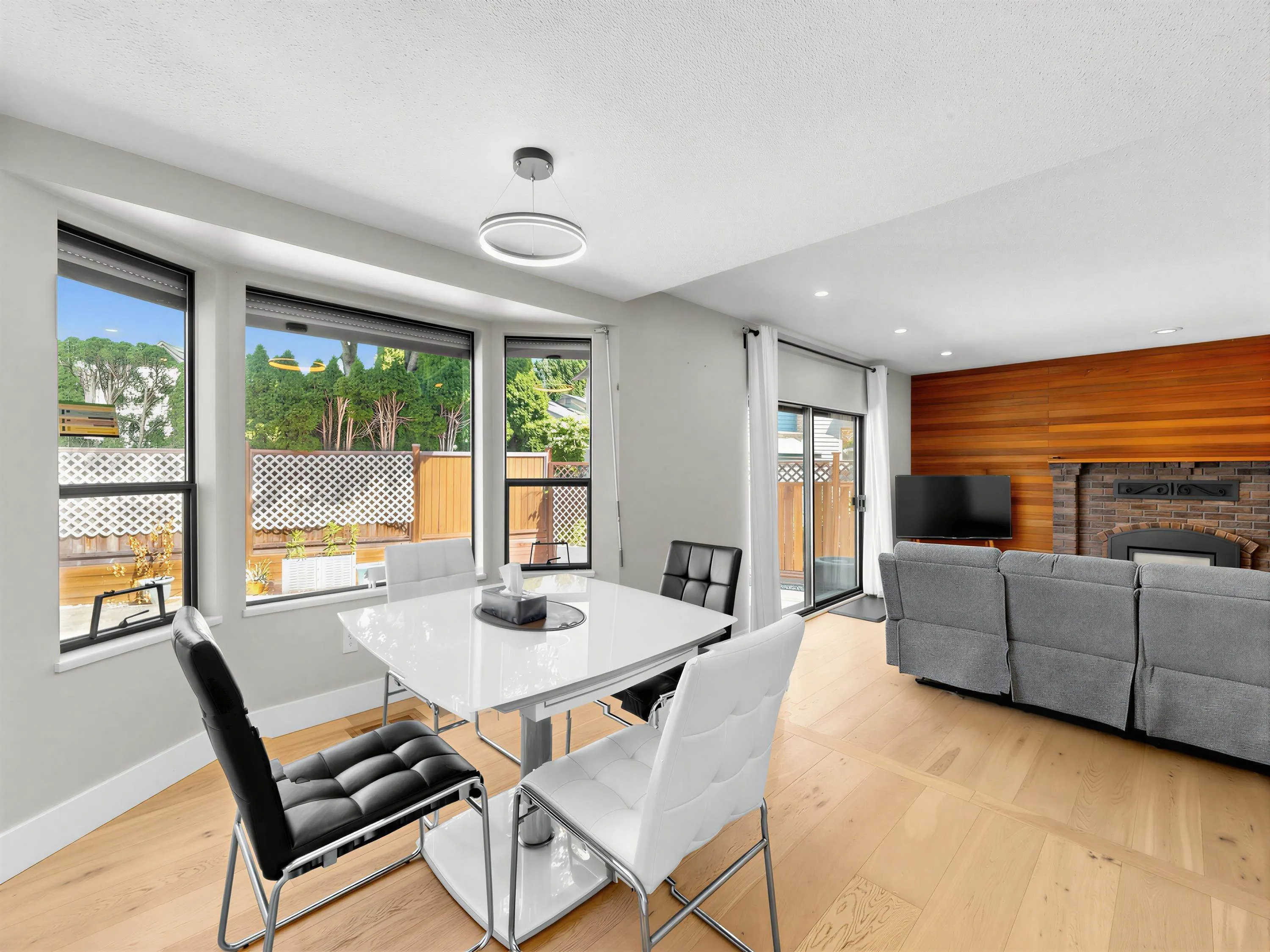 11795 Chateau Wynd