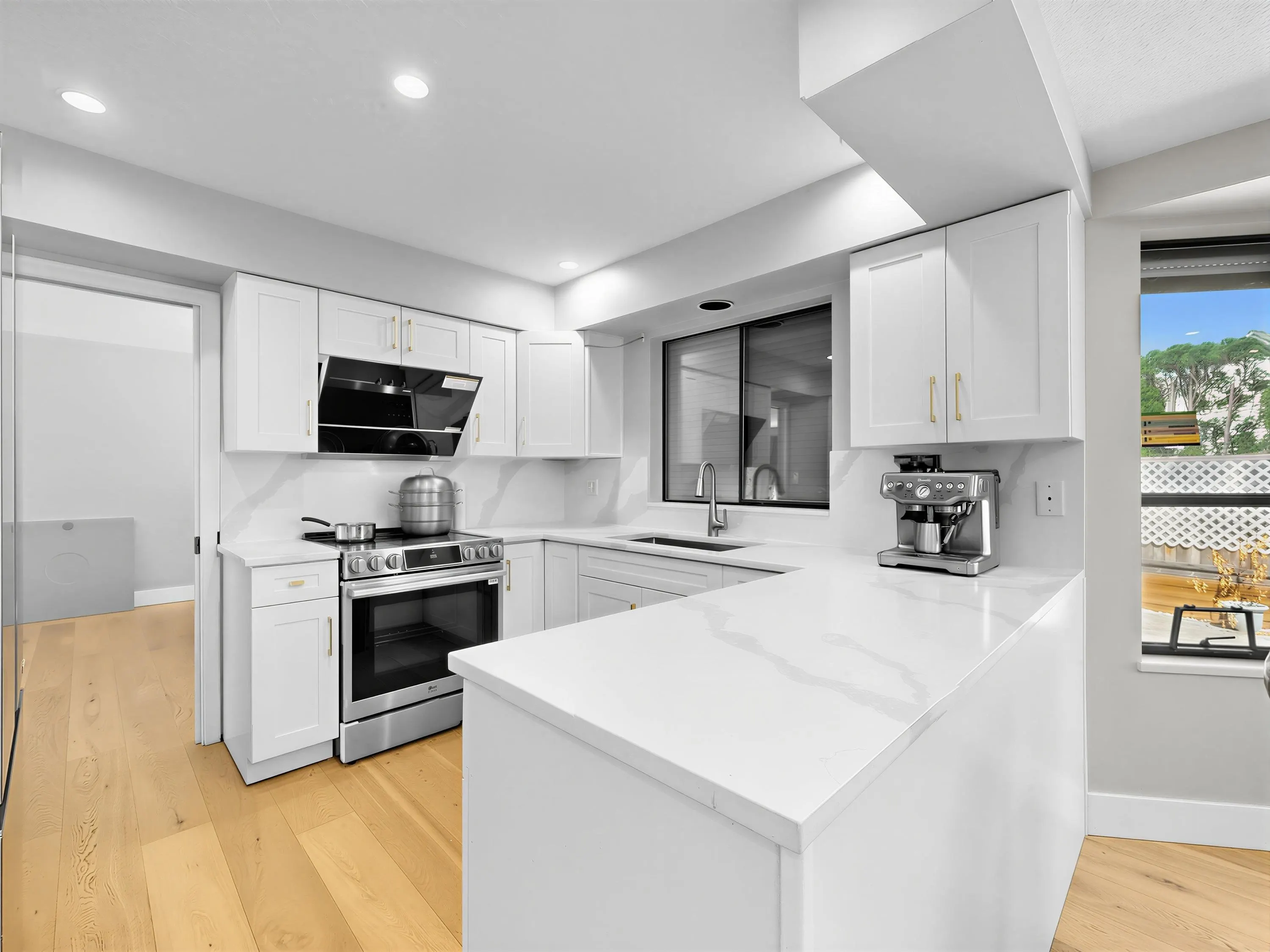 11795 Chateau Wynd