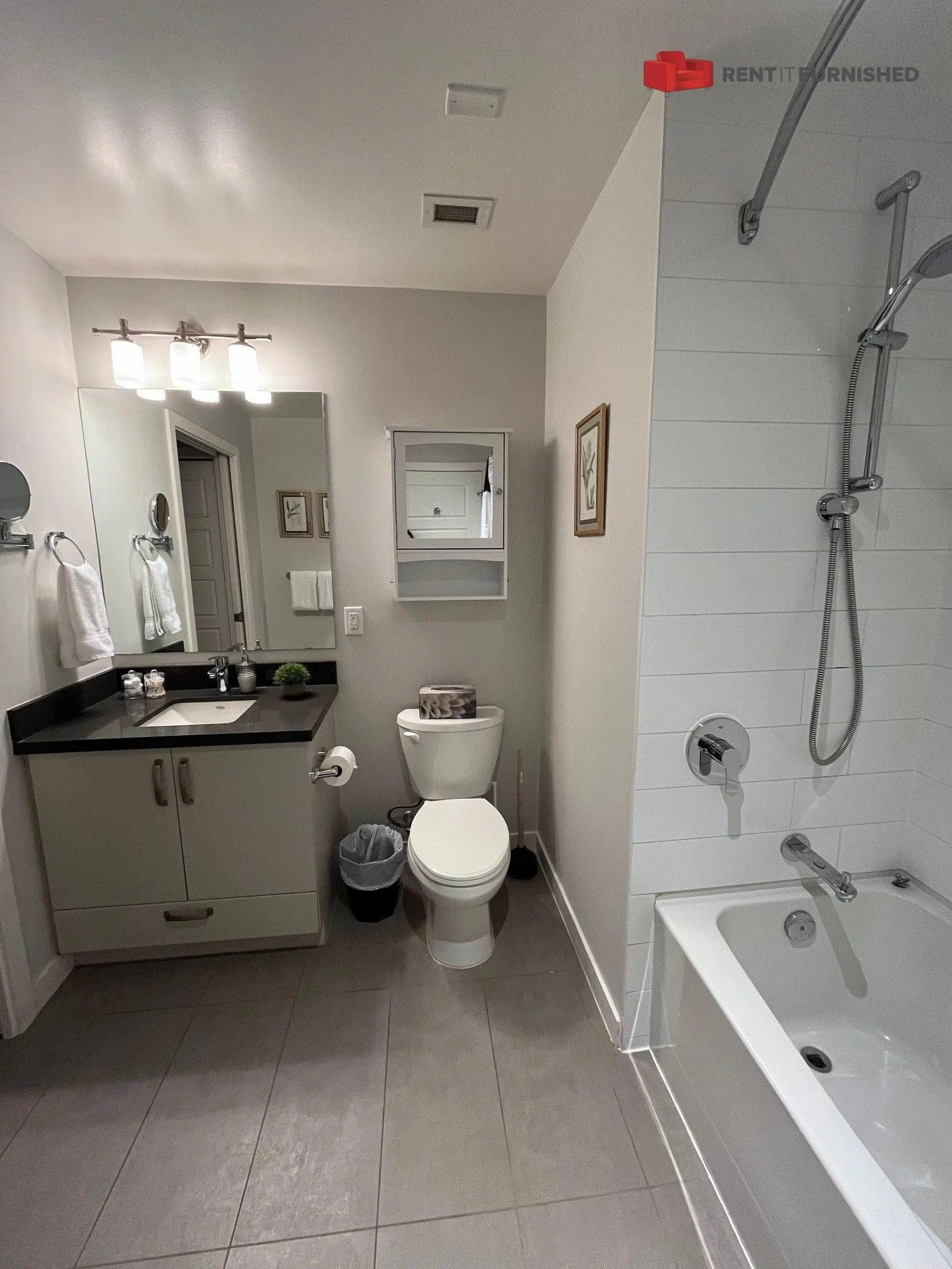 215 W 1st Street #211