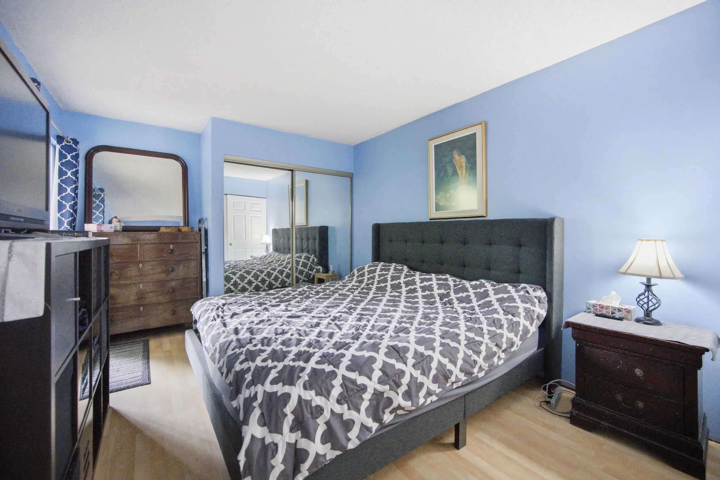 1555 Fir Street #206