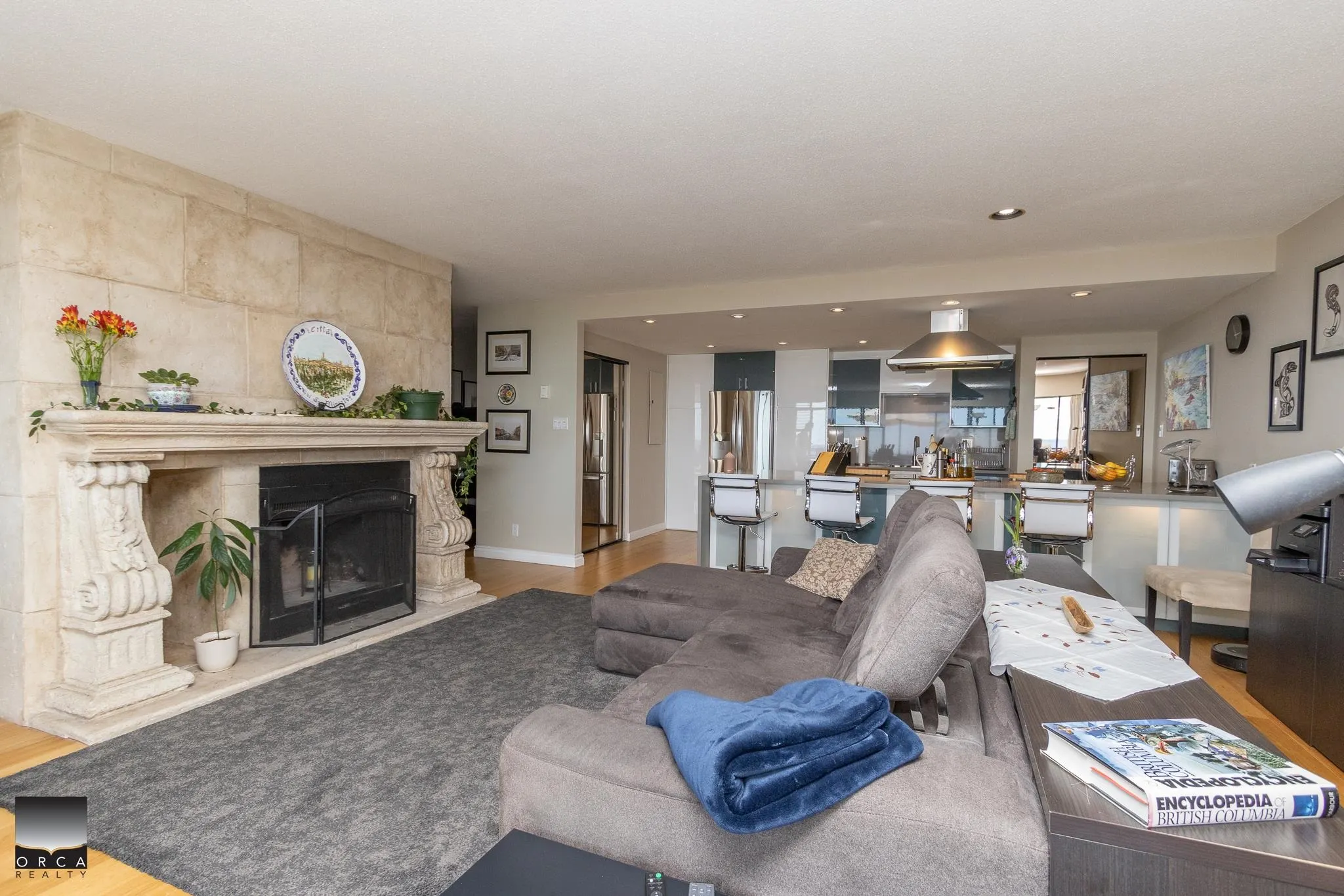 2246 Folkstone Way #11