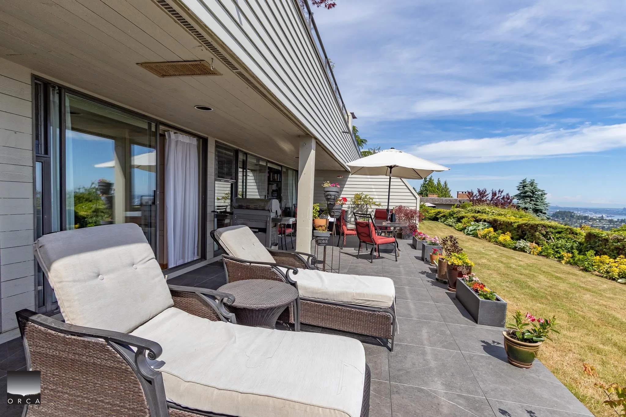 2246 Folkstone Way #11
