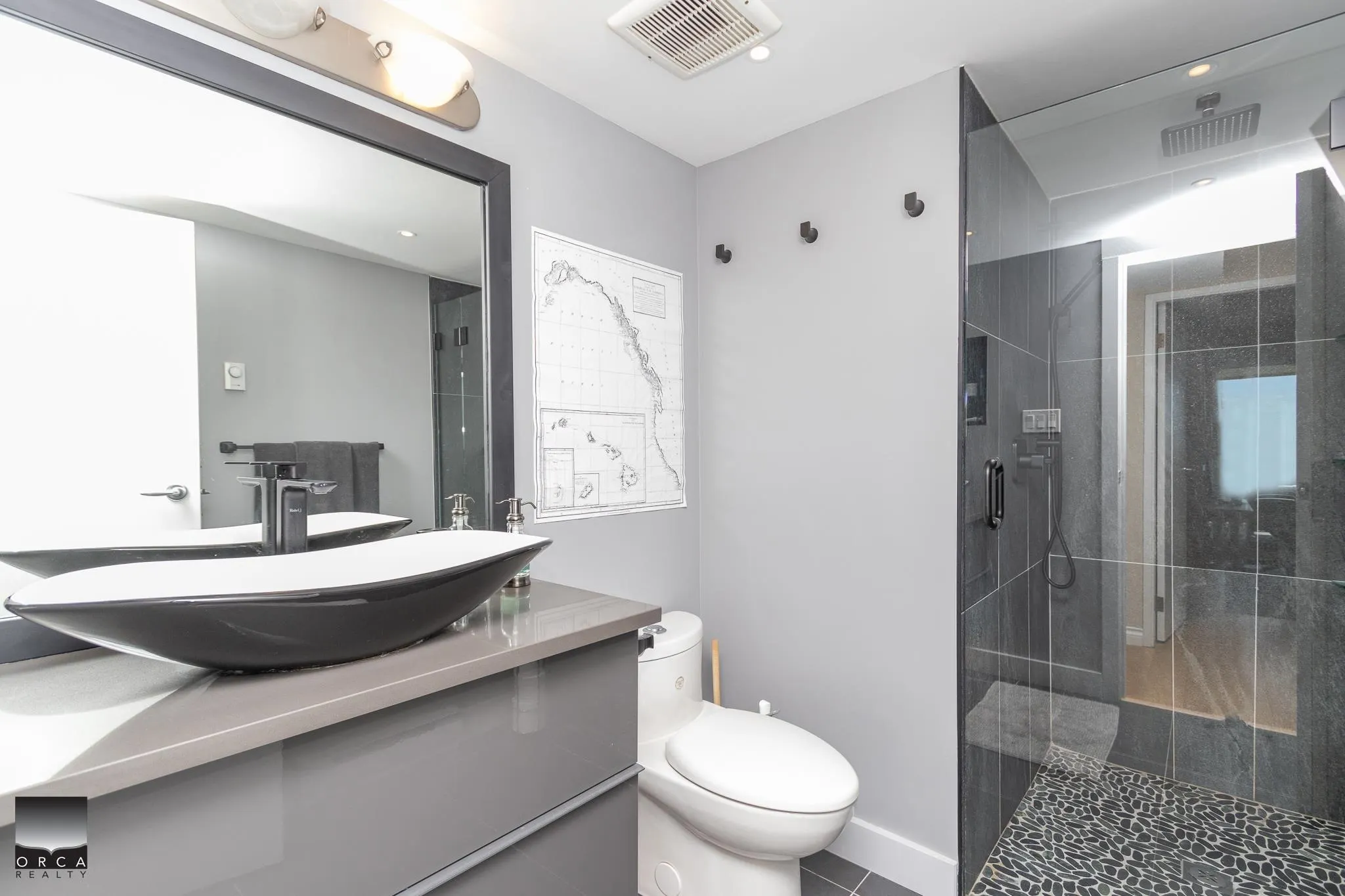 2246 Folkstone Way #11