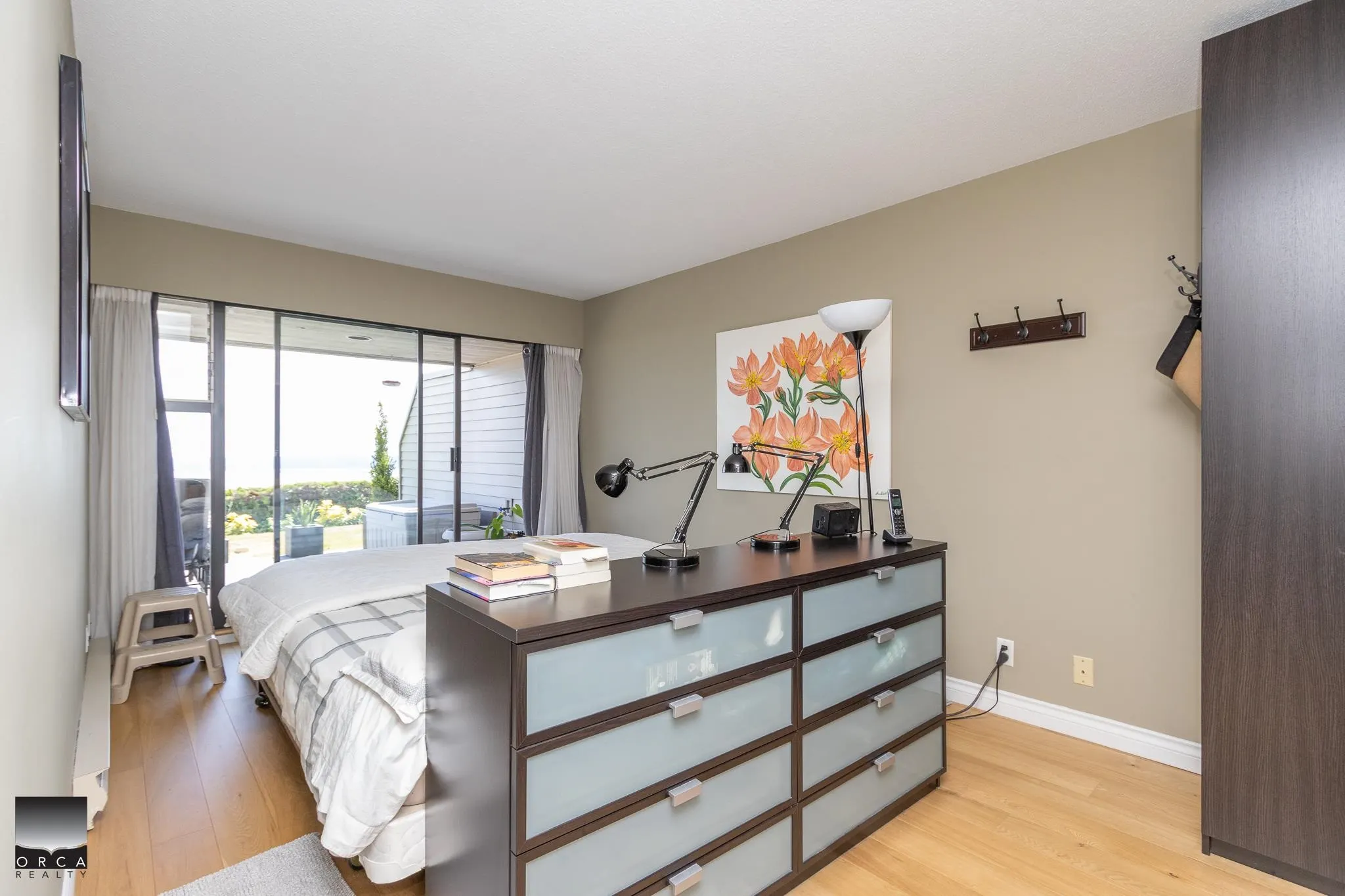 2246 Folkstone Way #11