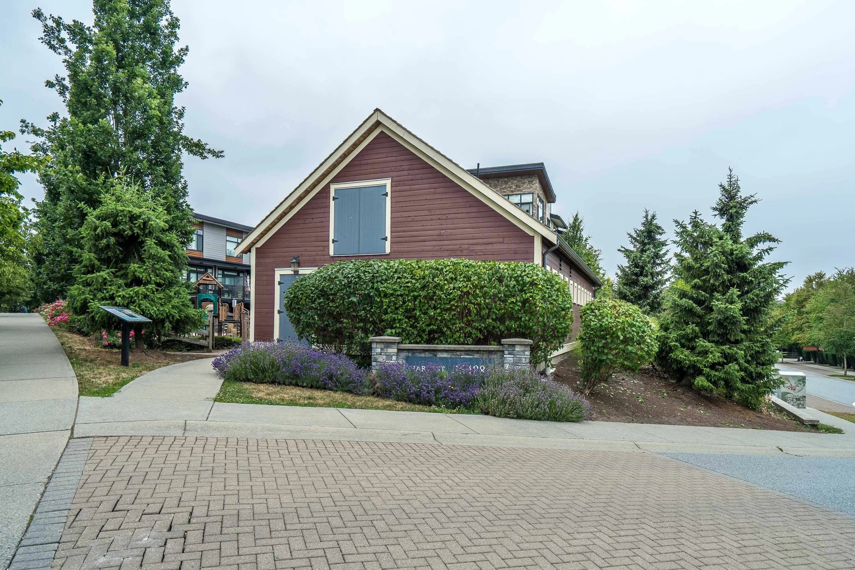 16488 64 Avenue #11