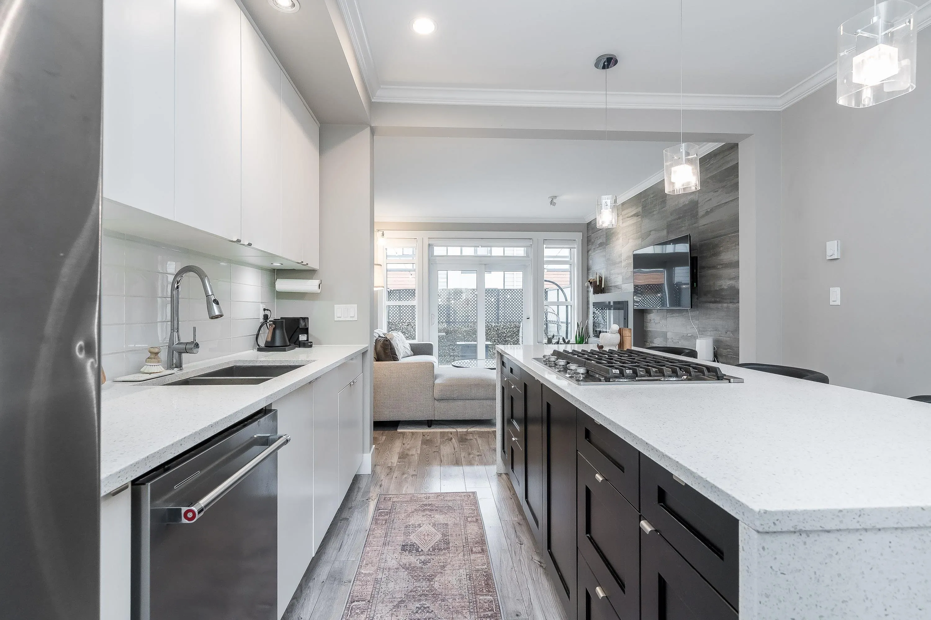 16488 64 Avenue #11