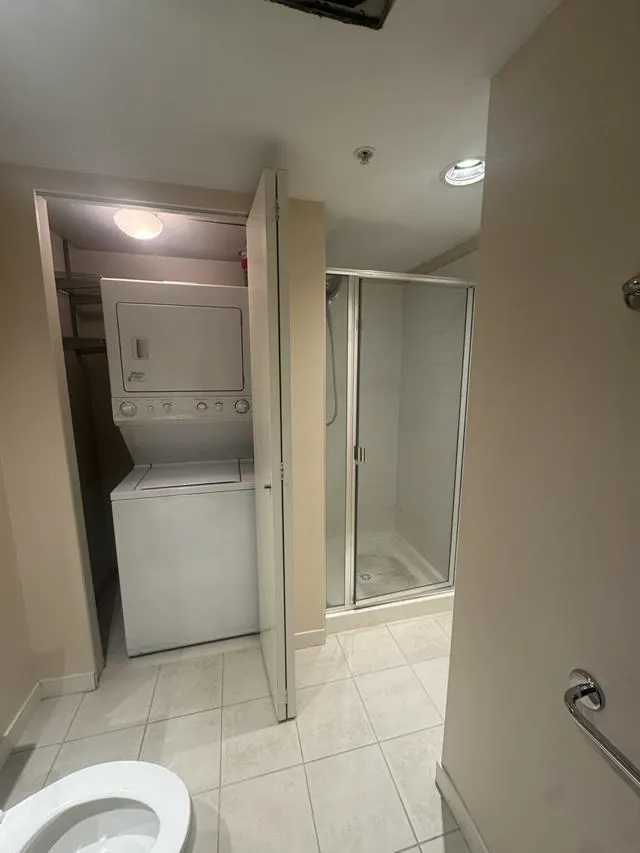 1010 Richards Street #406