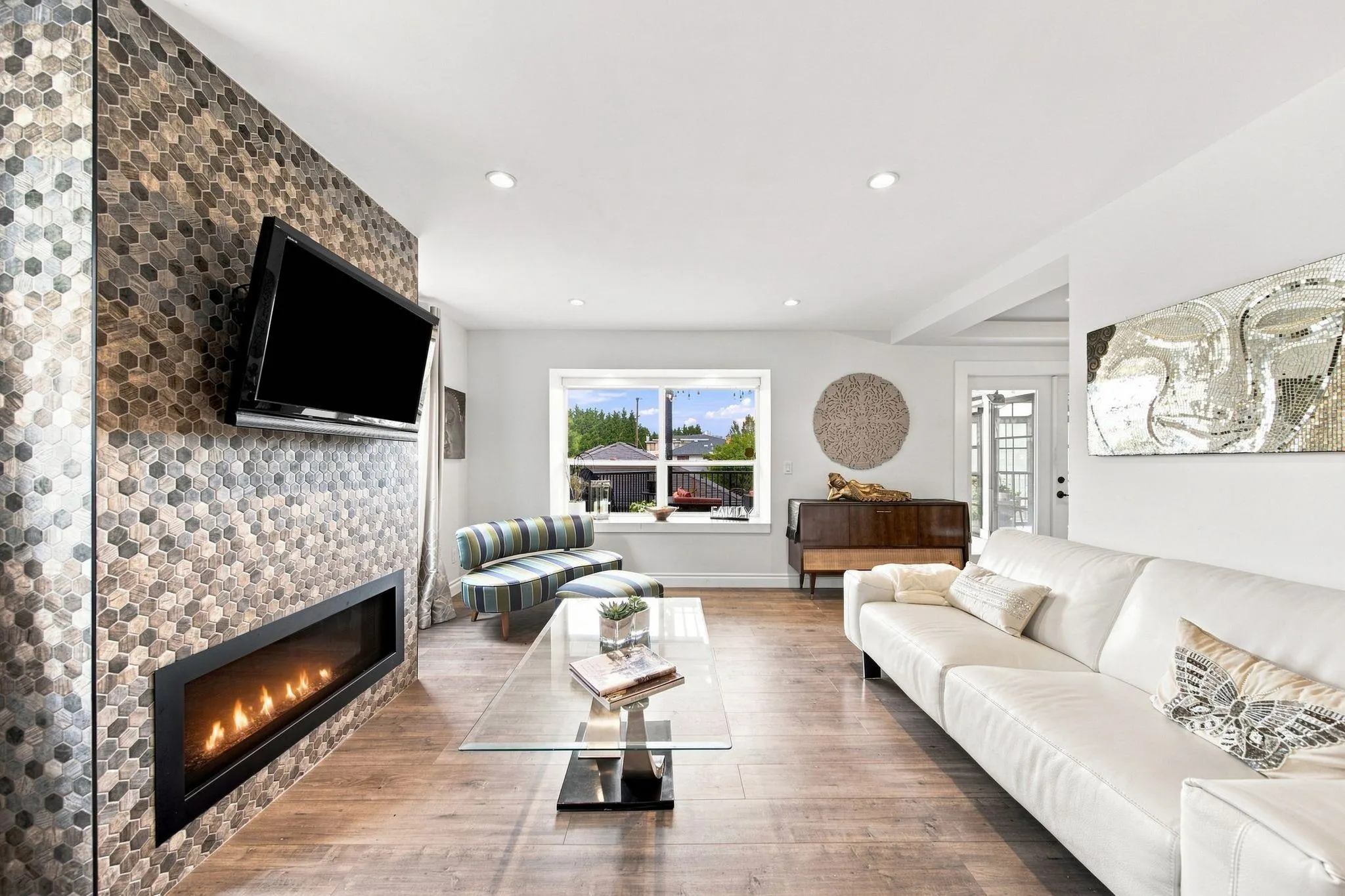 367 Fenton Street