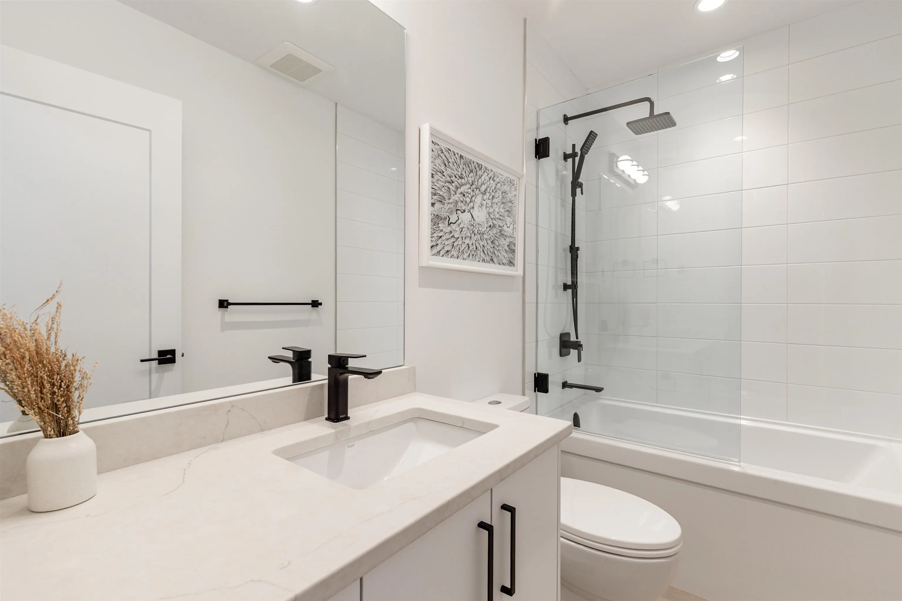 2077 Garibaldi Way #16