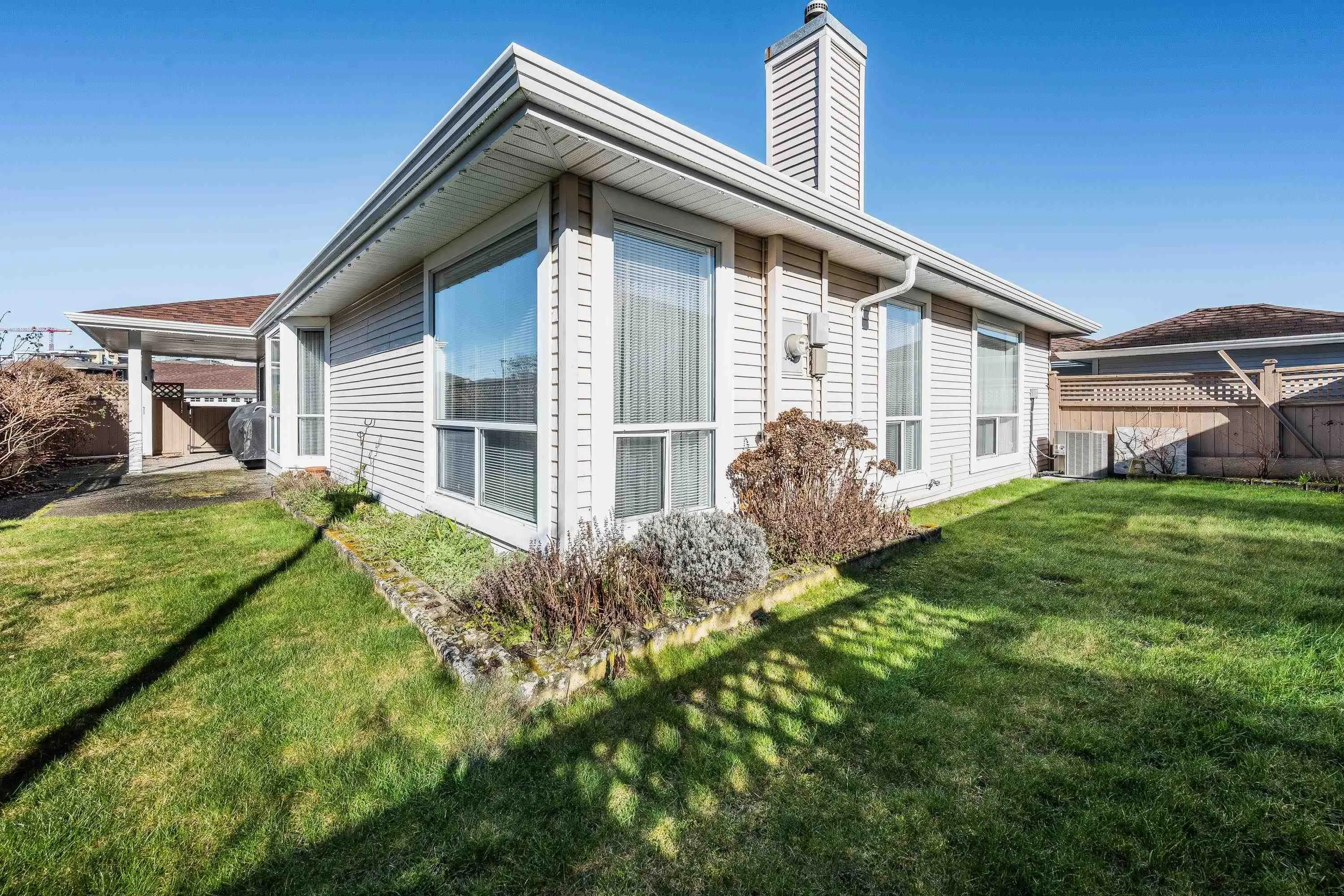 6001 Promontory Road #215