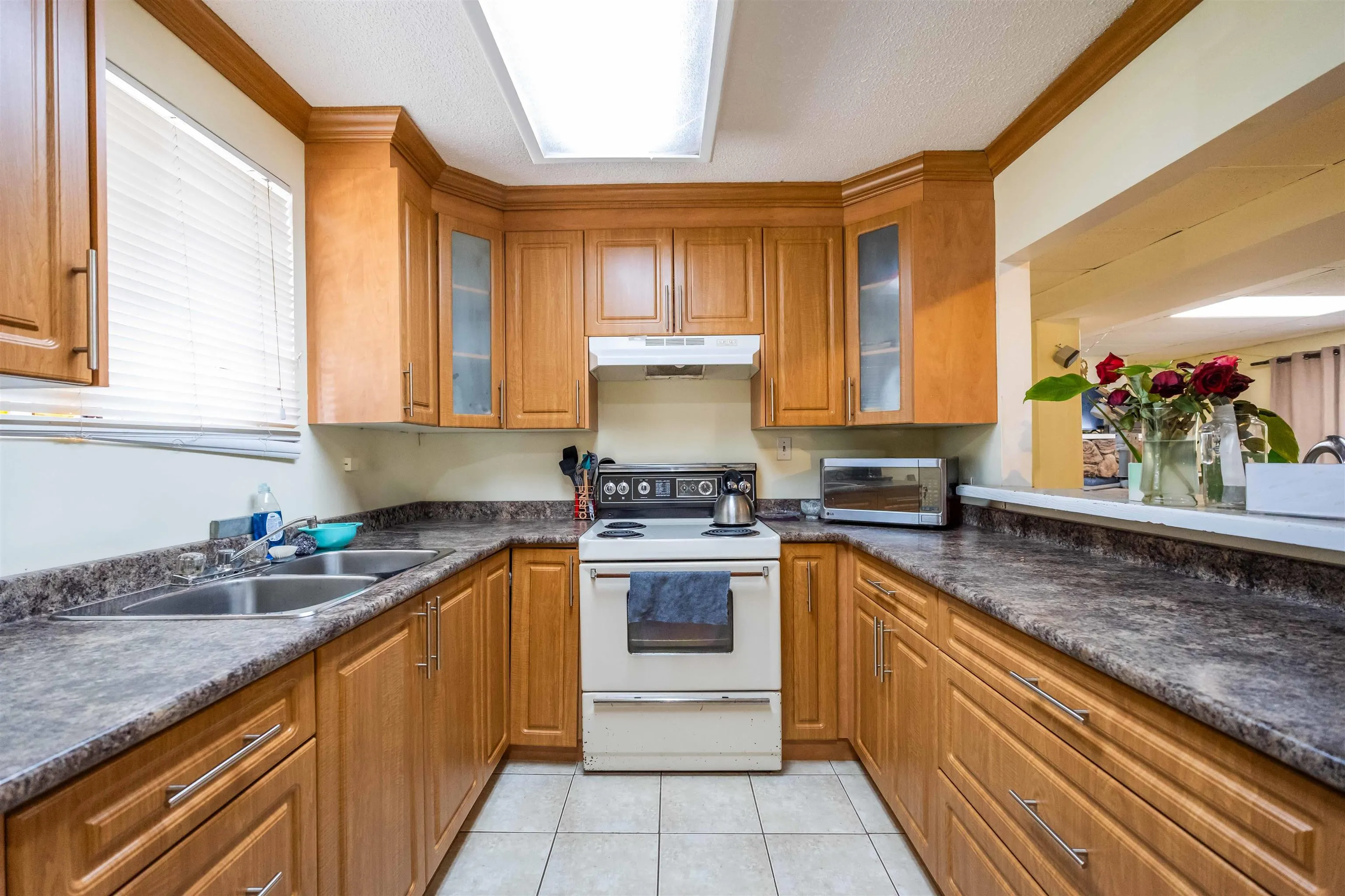 13389 Crestview Drive