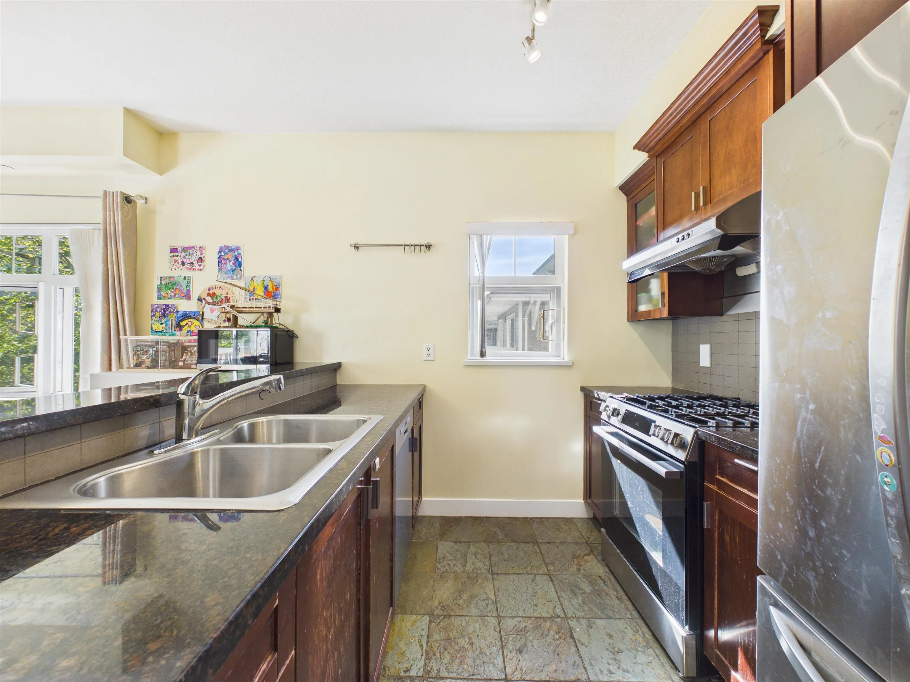 7388 Macpherson Avenue #141
