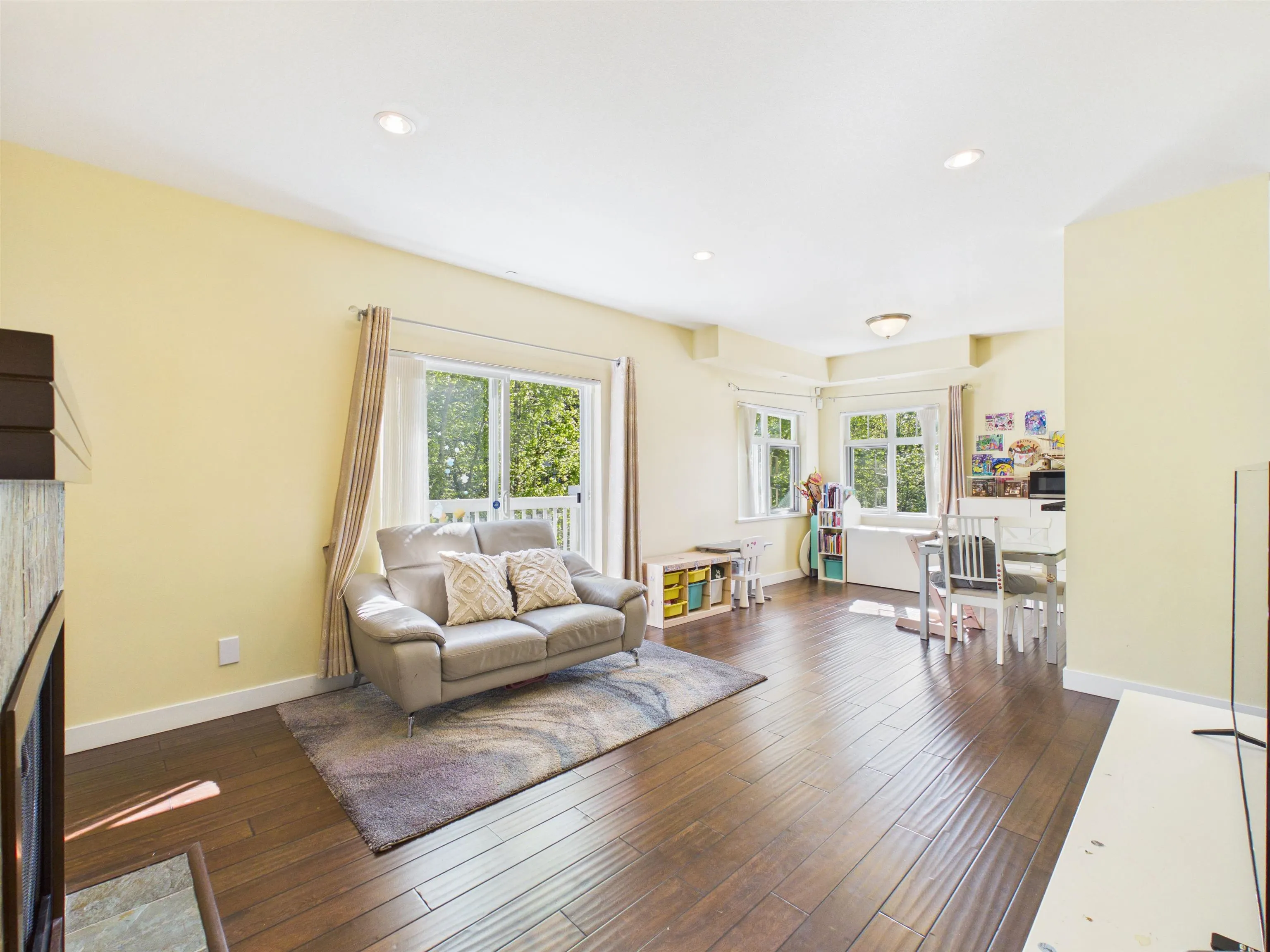 7388 Macpherson Avenue #141