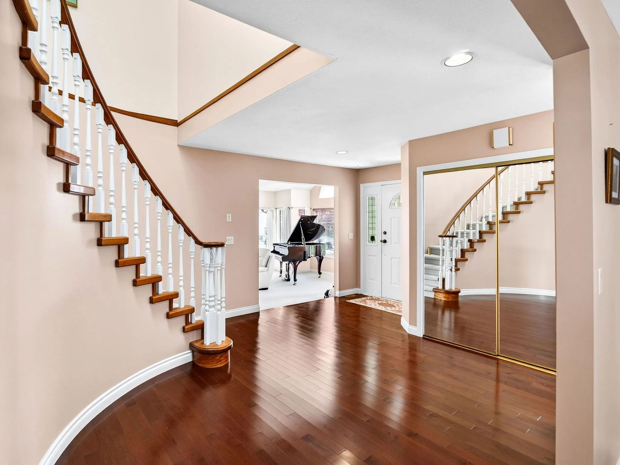 3 Chevalier Court