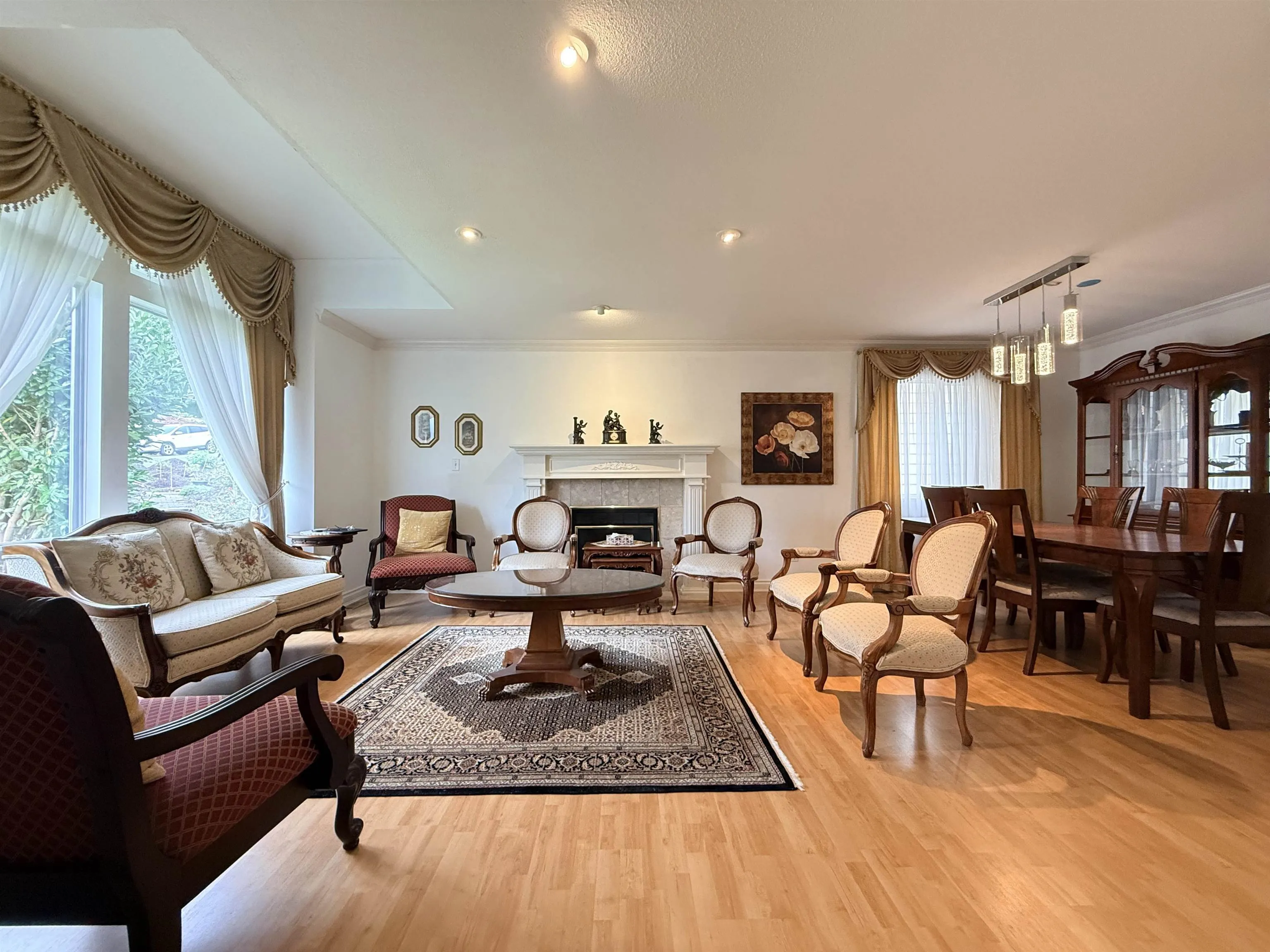 335 W 27th Street #Main House