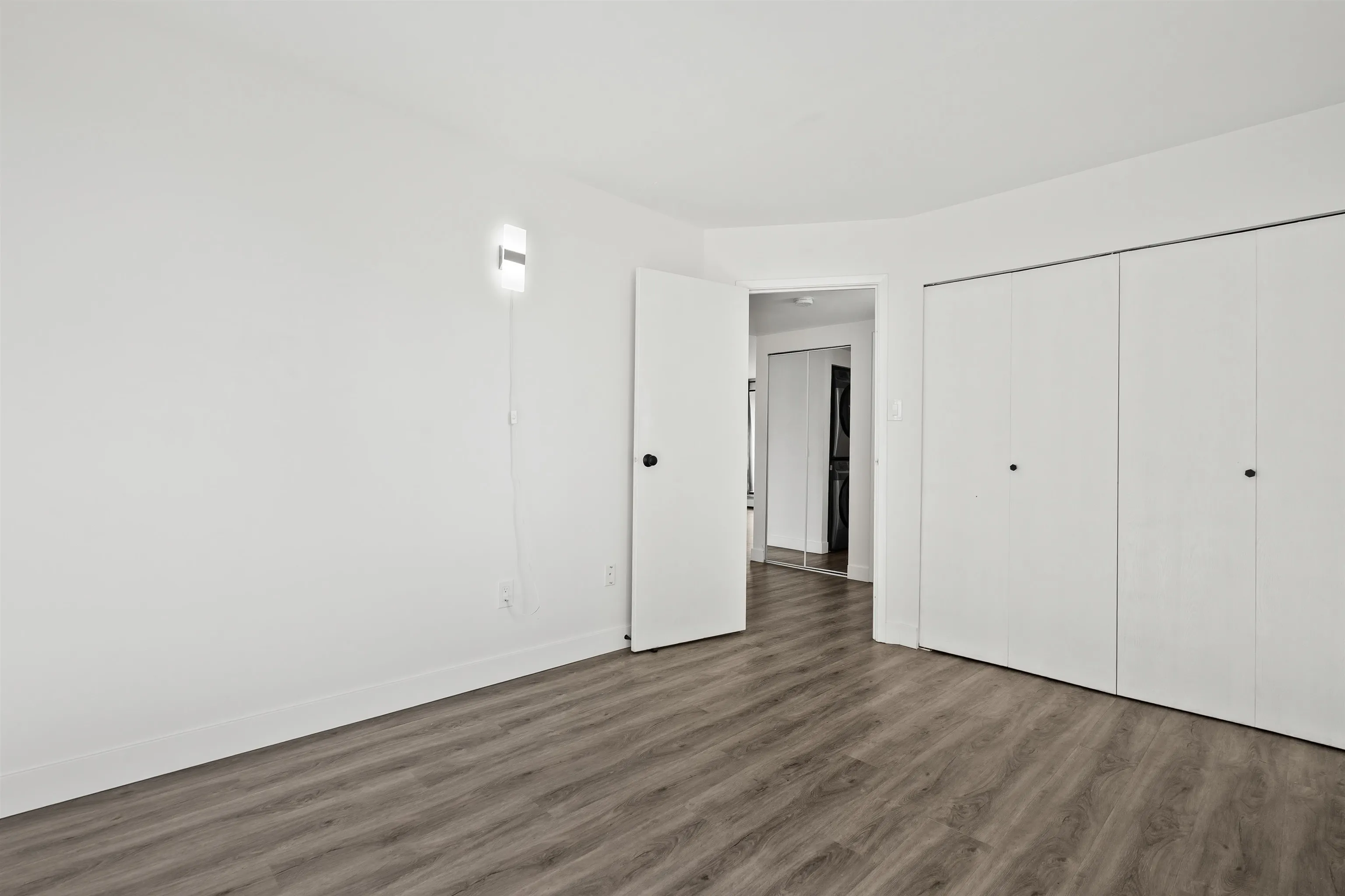 6595 Willingdon Avenue #1205