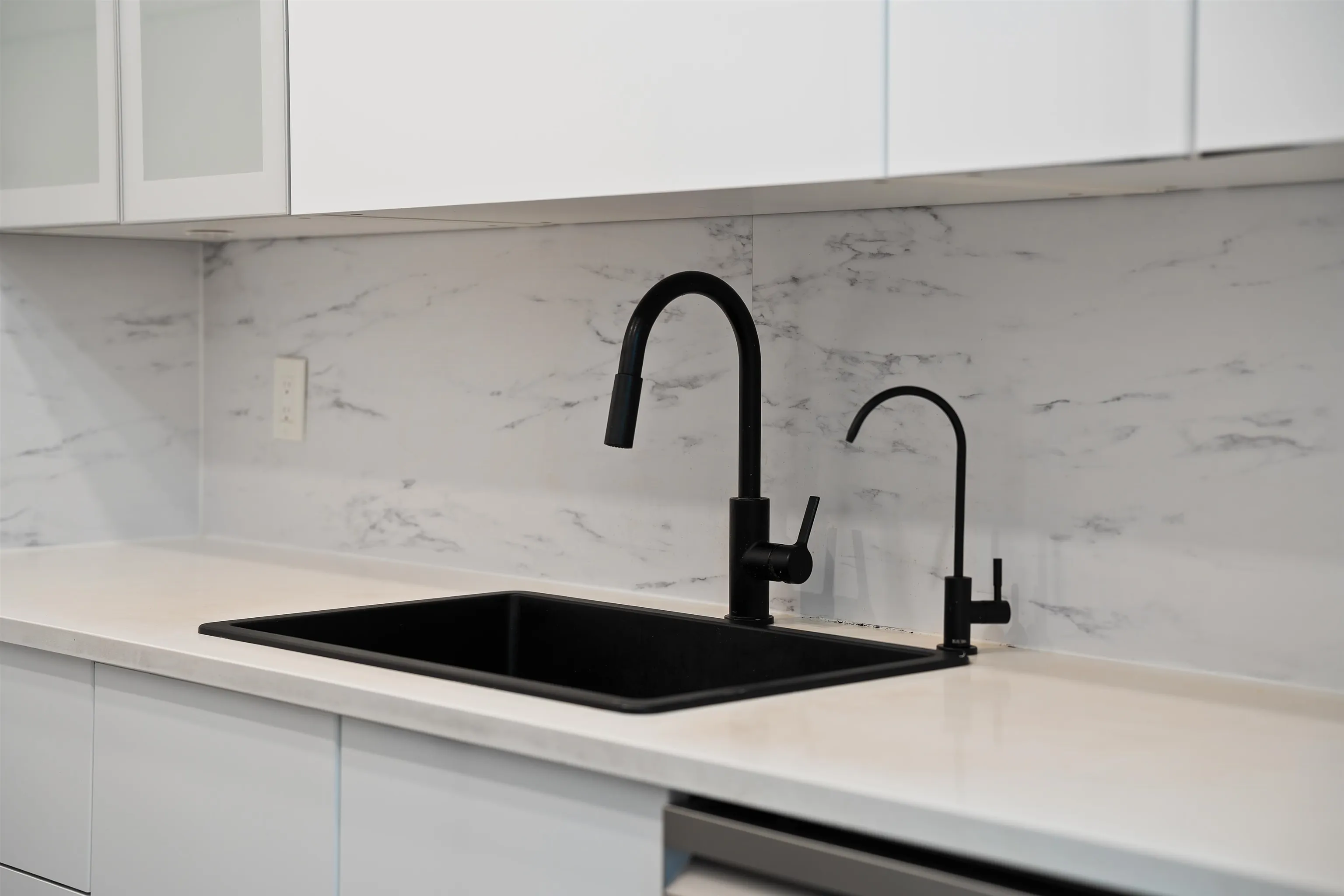 6595 Willingdon Avenue #1205