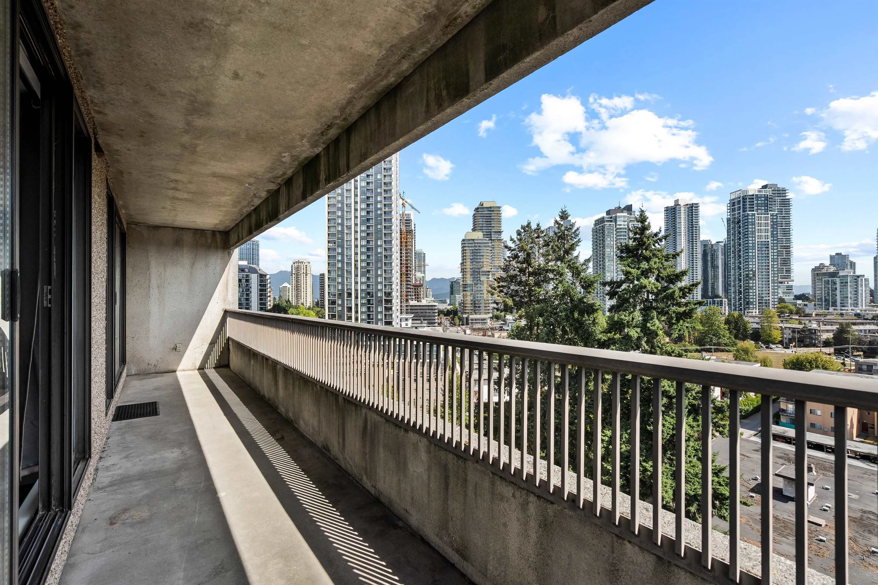 6595 Willingdon Avenue #1205