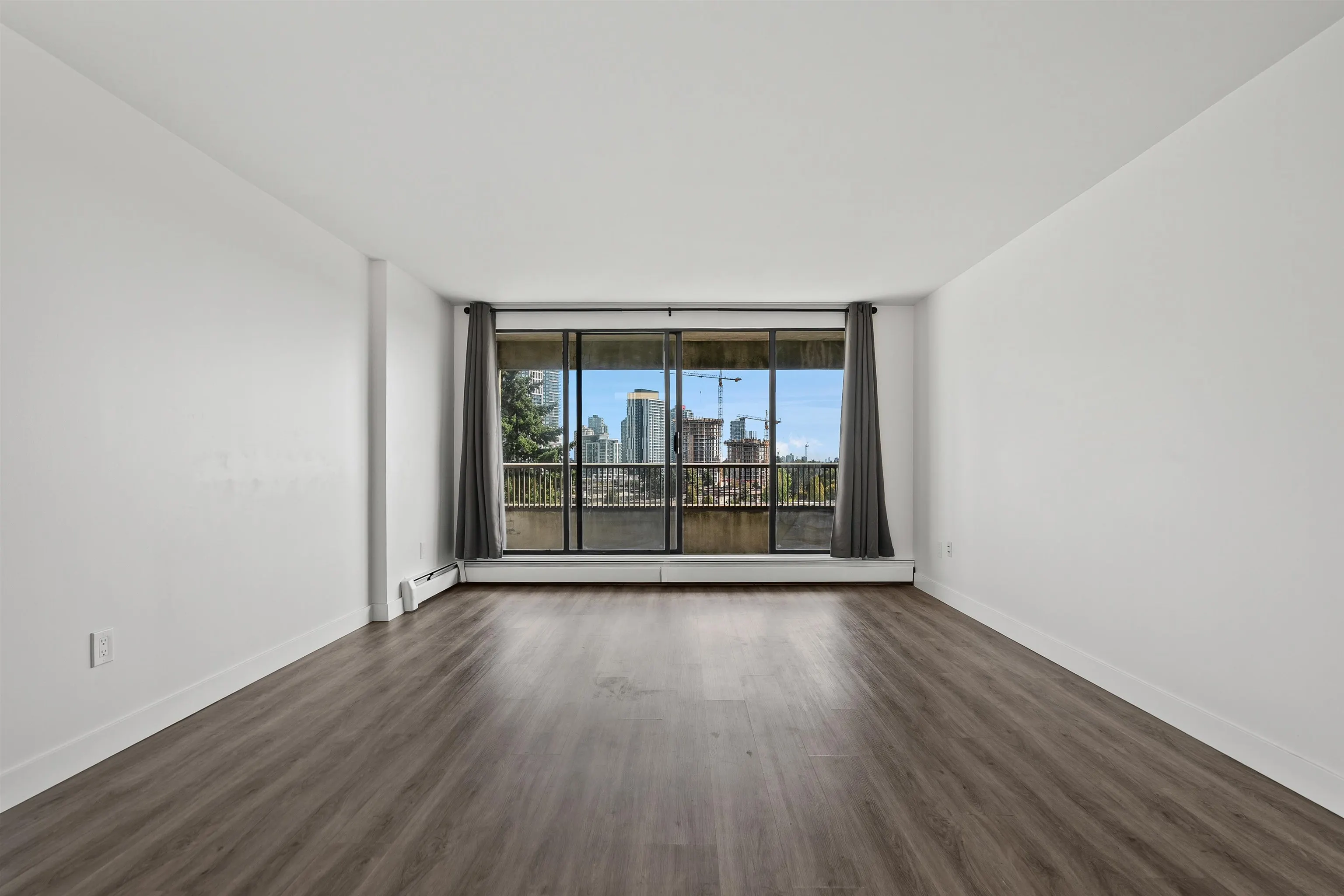 6595 Willingdon Avenue #1205