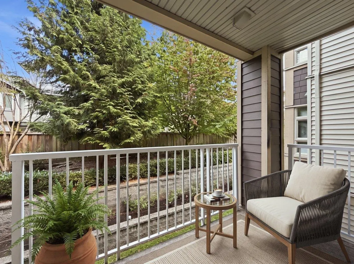 7337 Macpherson Avenue #209