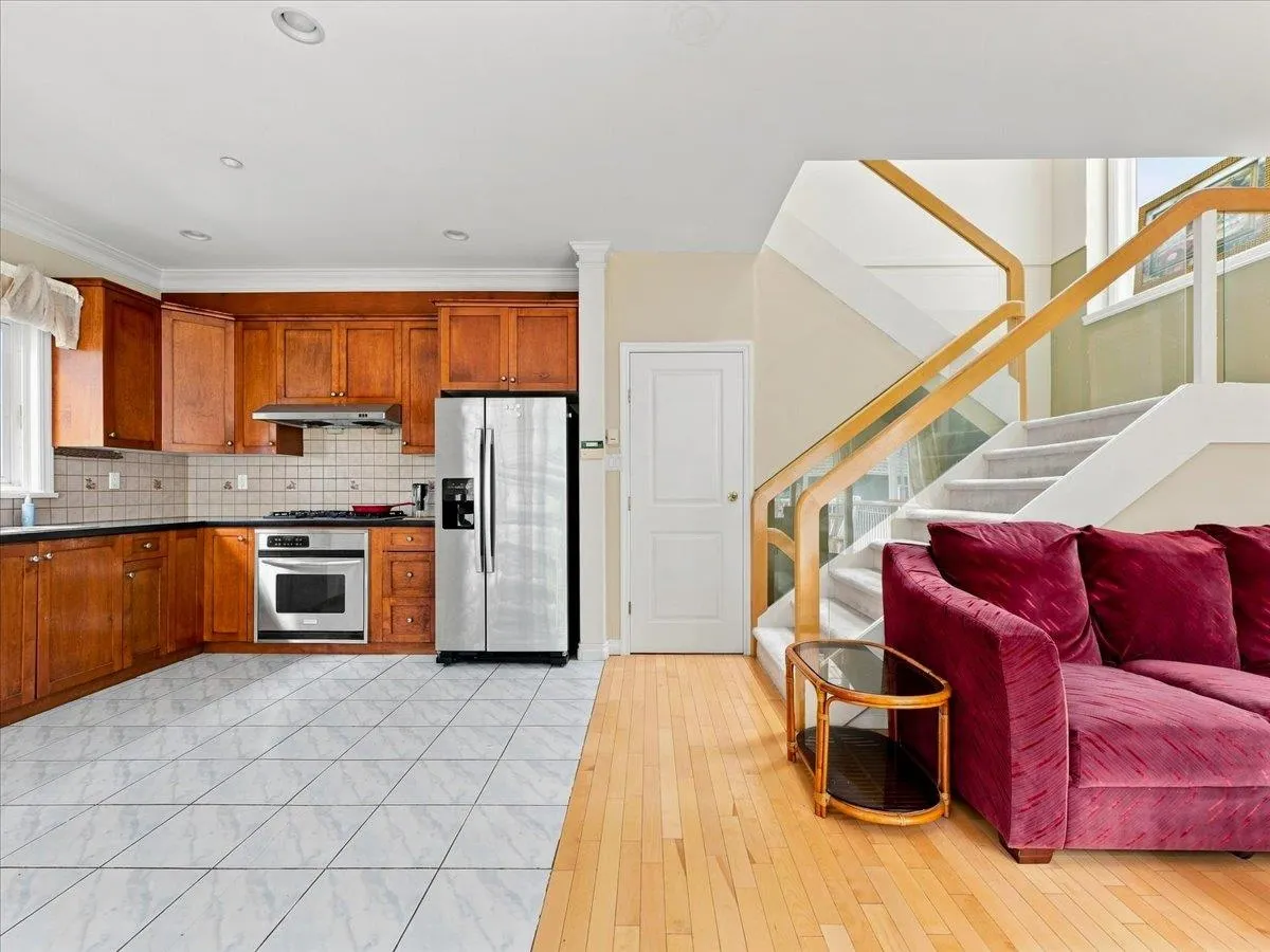 2579 W 45th Avenue