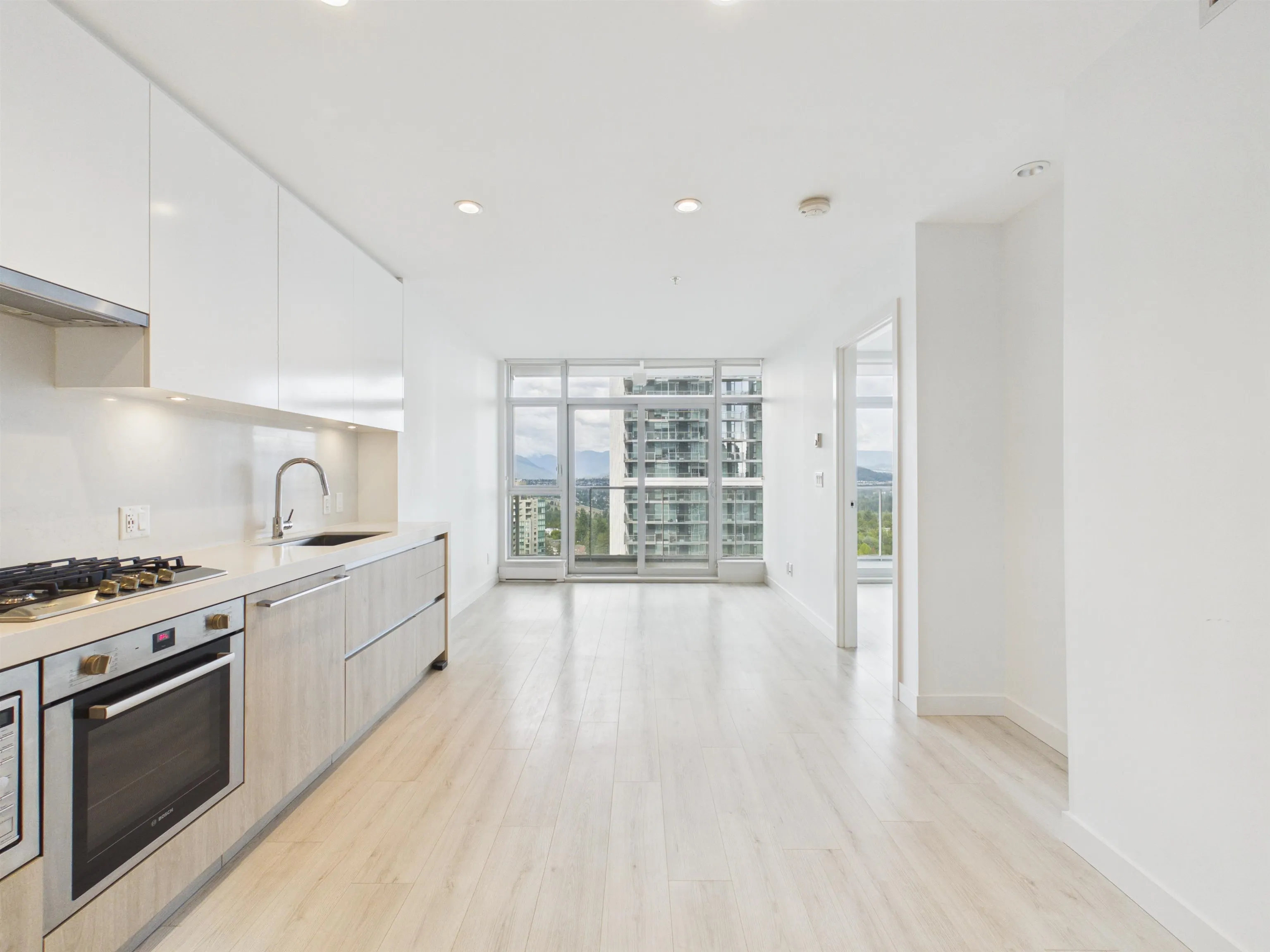 6080 Mckay Avenue #1605
