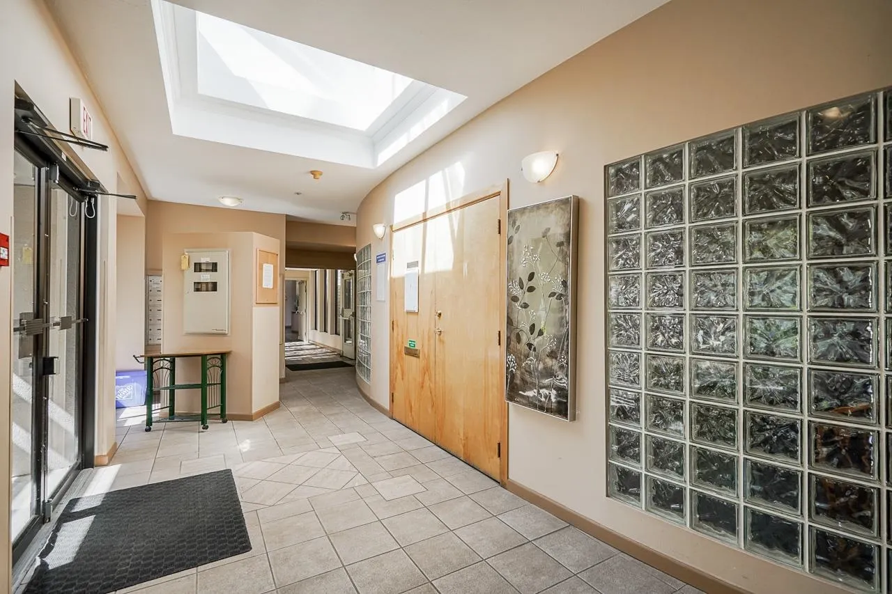 32075 George Ferguson Way #208