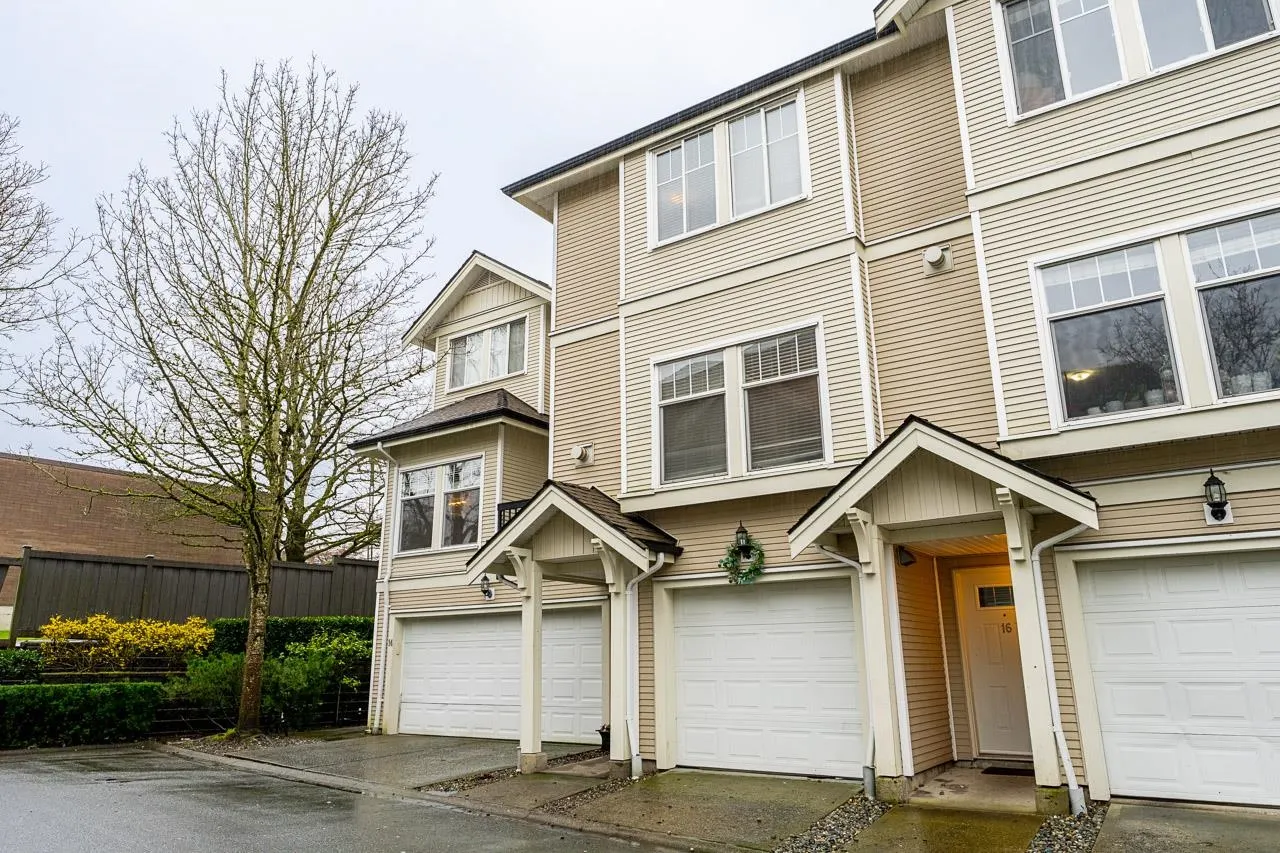 21535 88 Avenue #15