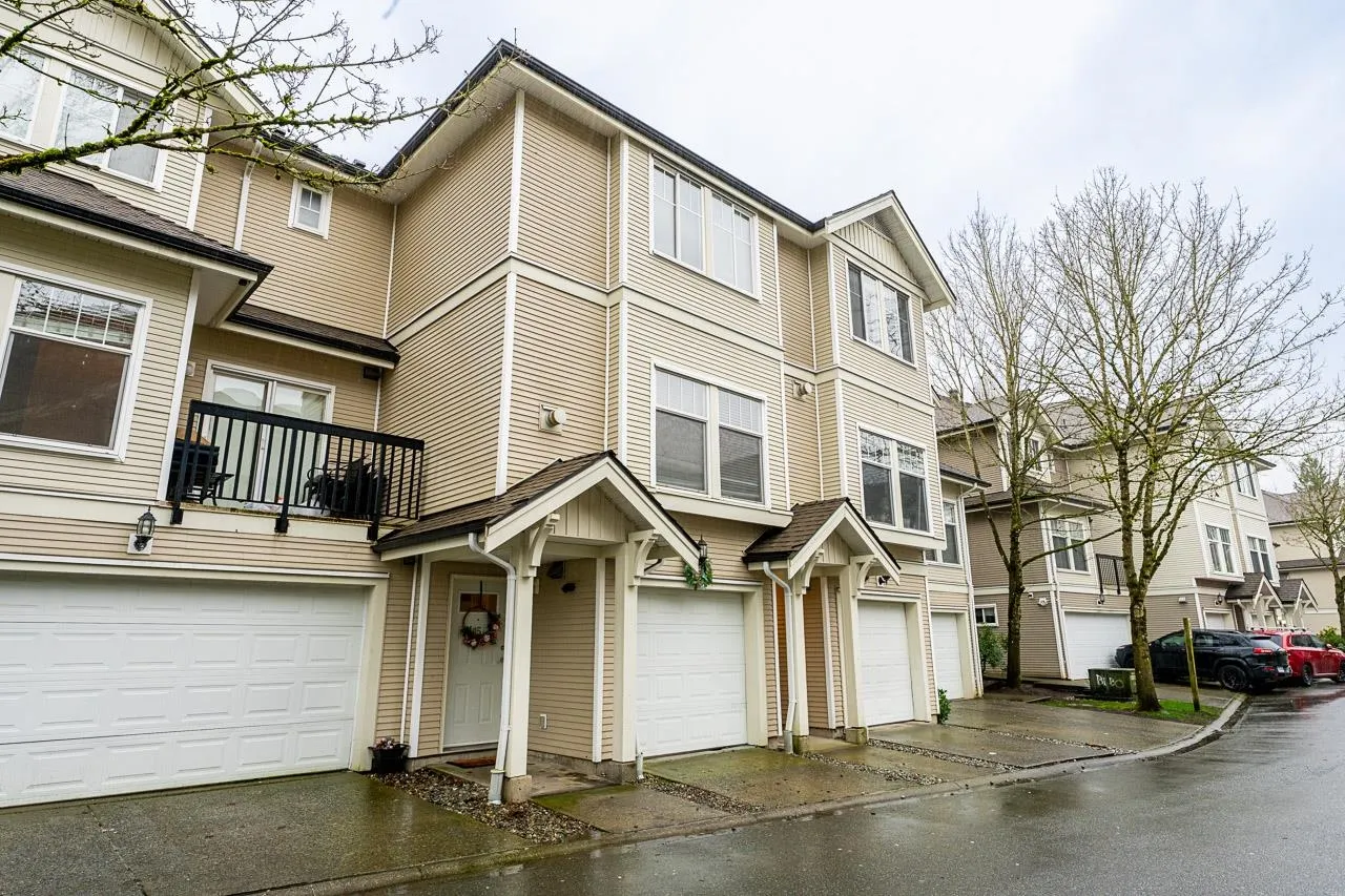 21535 88 Avenue #15